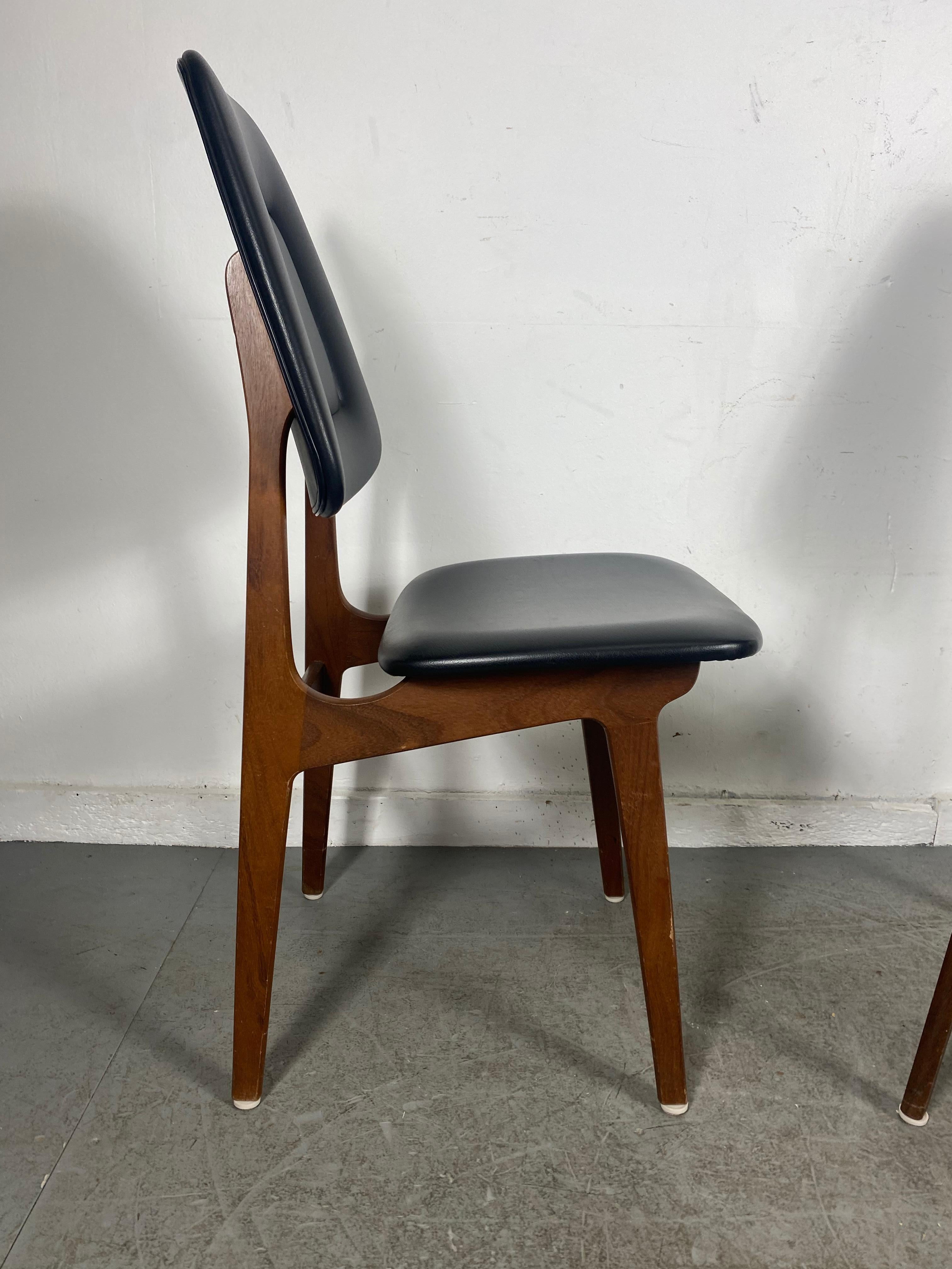 Norvégien Ensemble de 6 chaises de salle à manger modernistes du milieu du siècle dernier par Brdrene Srheim / Norvège en vente