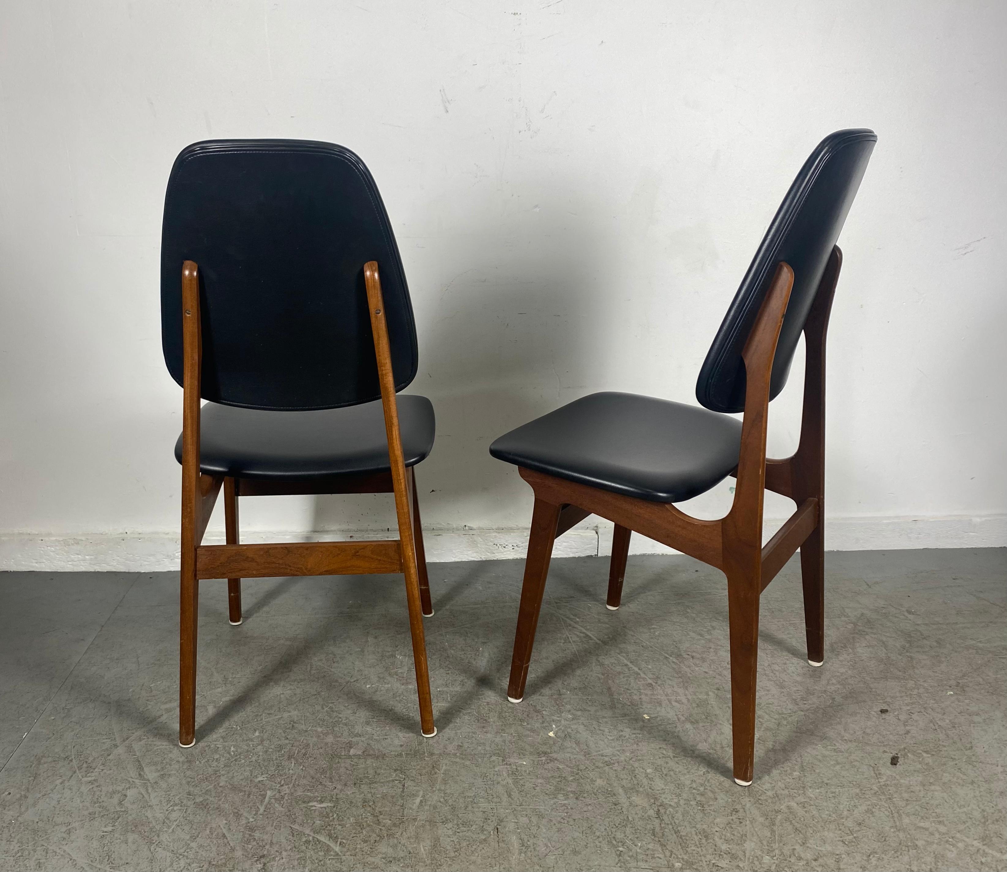 Ensemble de 6 chaises de salle à manger modernistes du milieu du siècle dernier par Brdrene Srheim / Norvège en vente 1