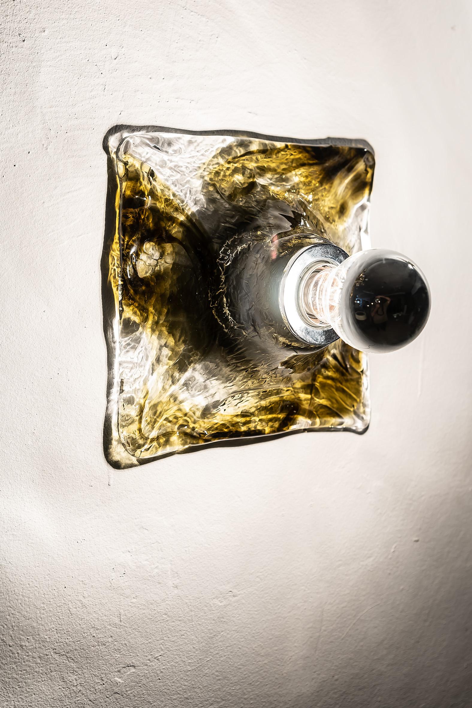 Juego de 6 apliques de cristal de Murano de mediados de siglo, ámbar-oliva, Italia Años 70 Italiano en venta