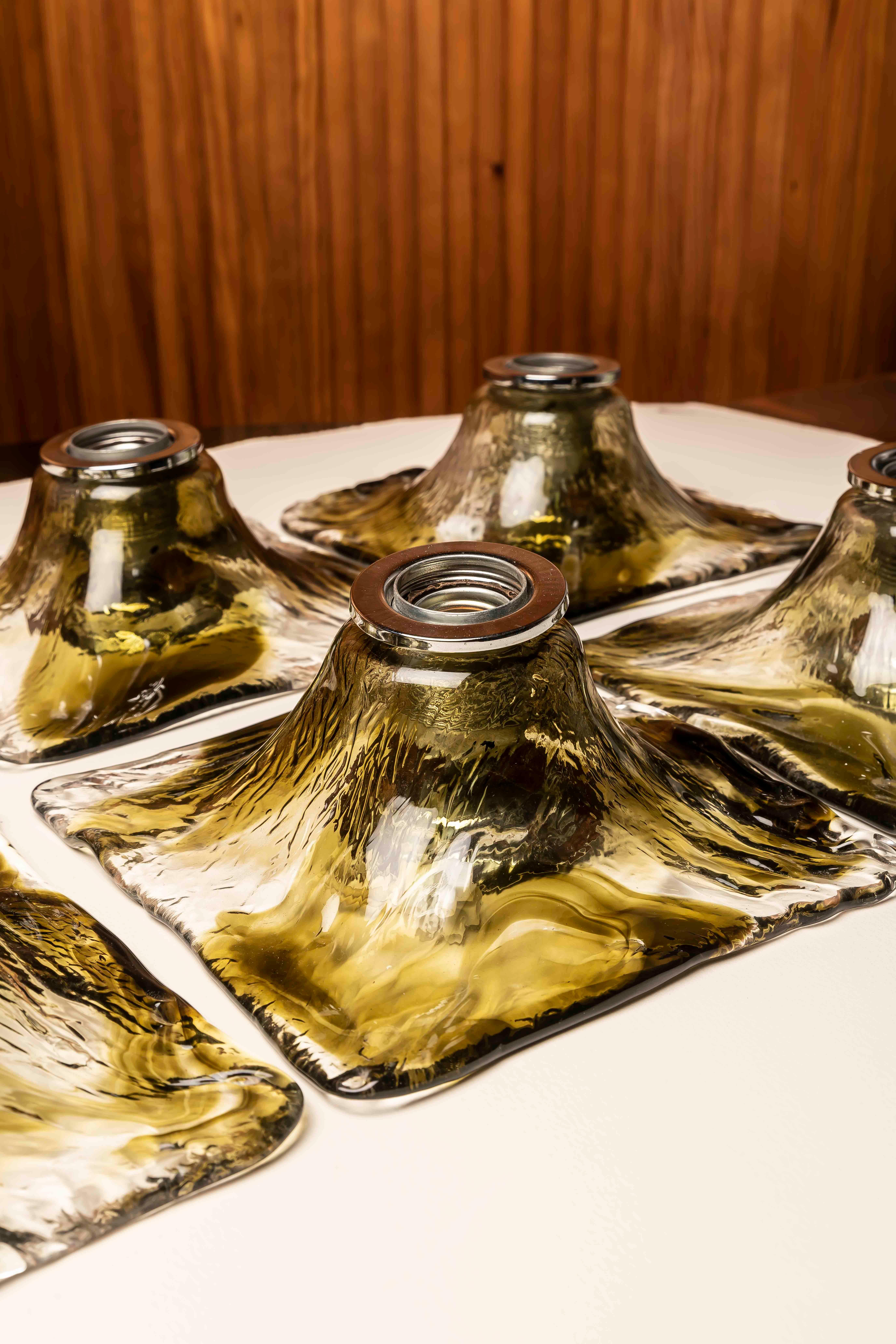 Juego de 6 apliques de cristal de Murano de mediados de siglo, ámbar-oliva, Italia Años 70 en Bueno estado para la venta en BARCELONA, ES