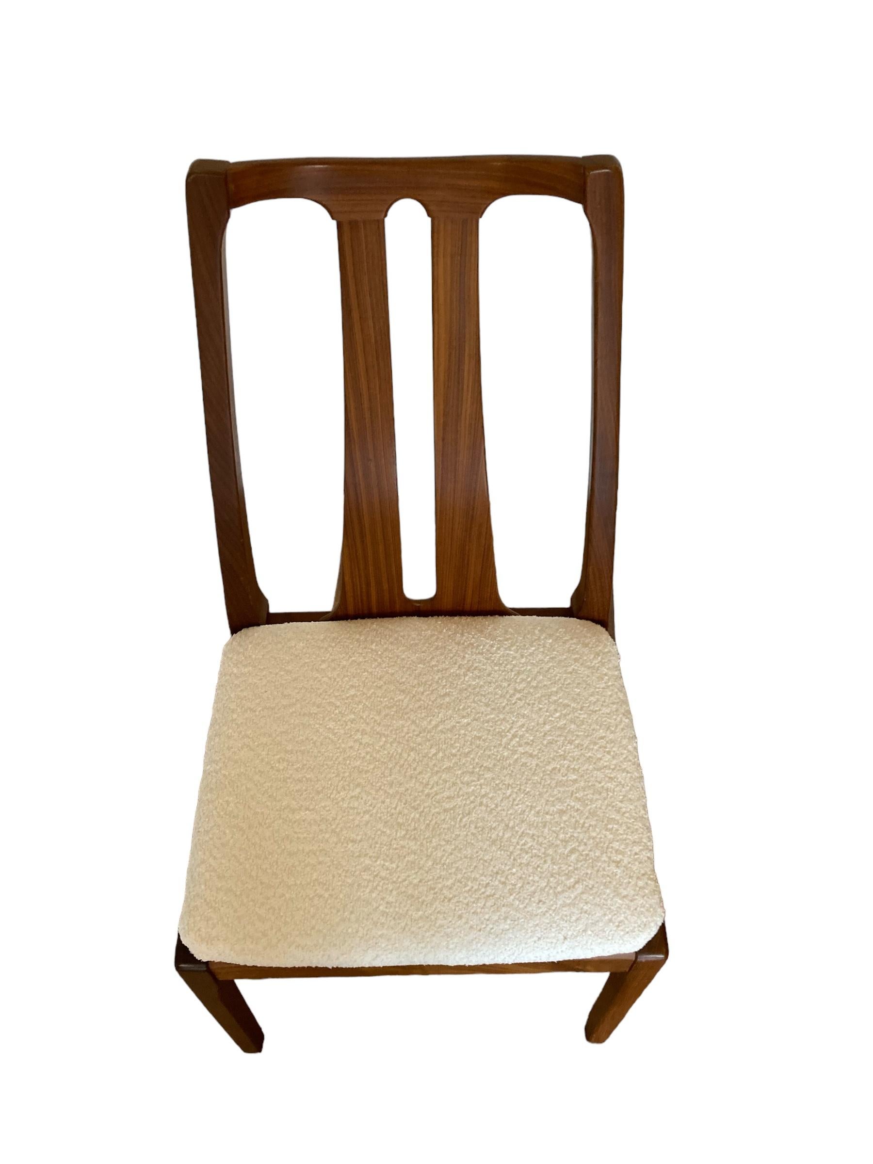 20th Century Set of 6 Mid Century Nathan Dining Chairs, Cream Boucle Upholstery, 2 Carvers
