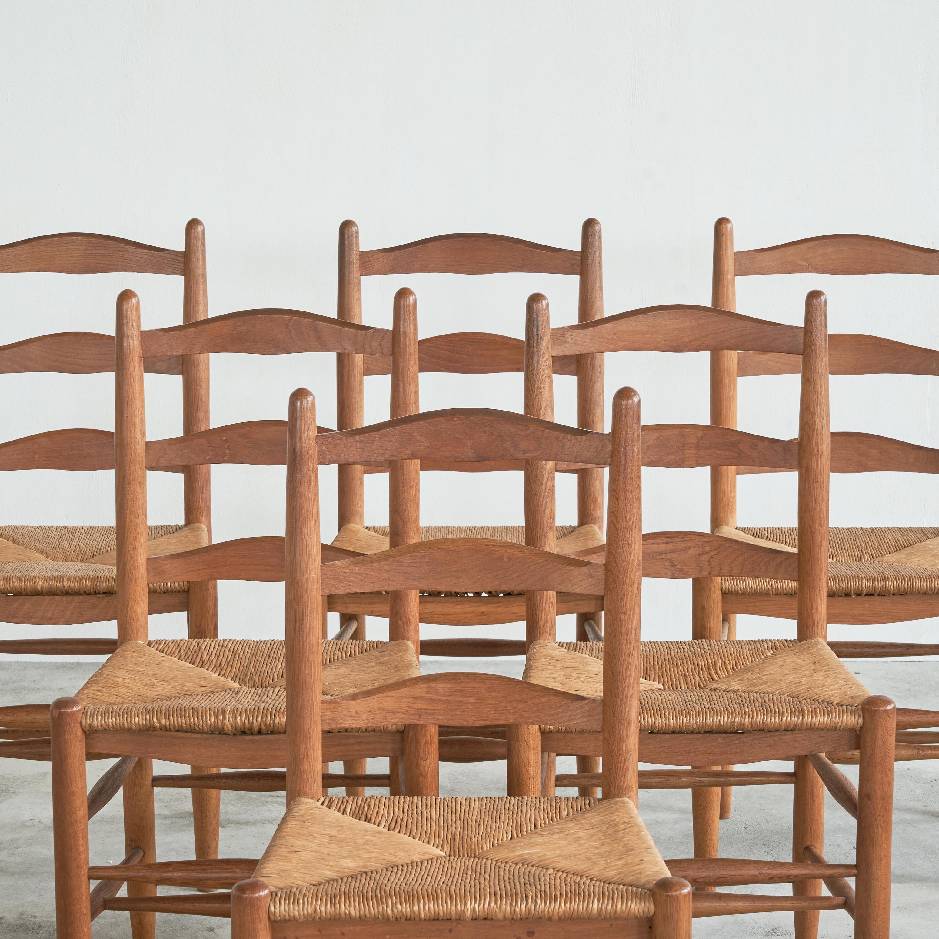 Mid-Century Modern Set of 6 Midcentury Oak and Rush Chairs, 1950s For Sale