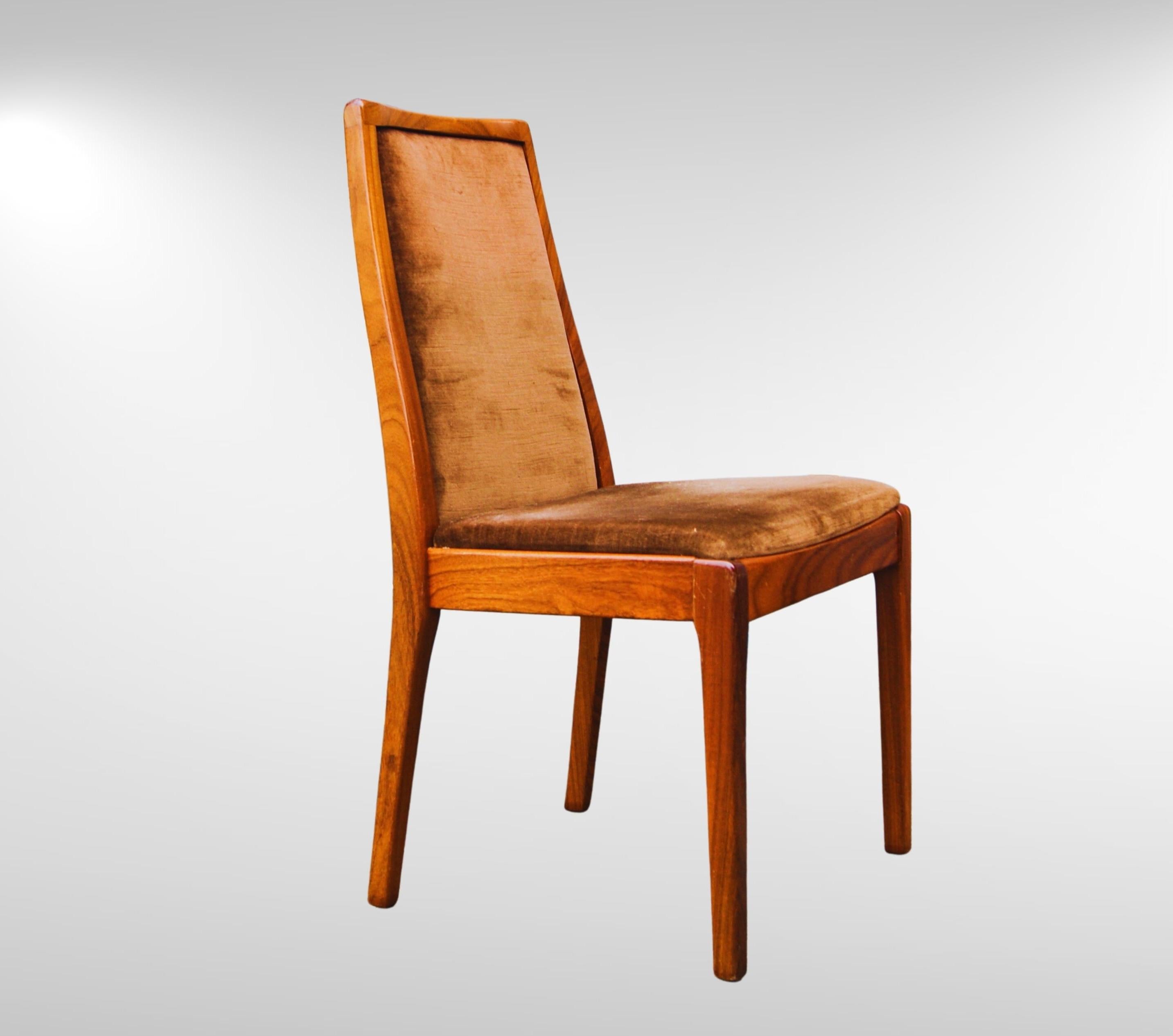 Mid-Century Modern Set of 6 Midcentury Teak Dining Chairs by Nathan, 4 Fresco and 2 Carver Chairs For Sale
