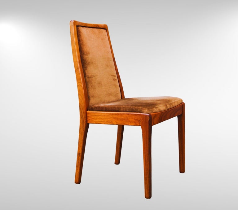 Set of 6 Midcentury Teak Dining Chairs by Nathan, 4 Fresco and 2 Carver Chairs In Good Condition For Sale In Torquay, GB