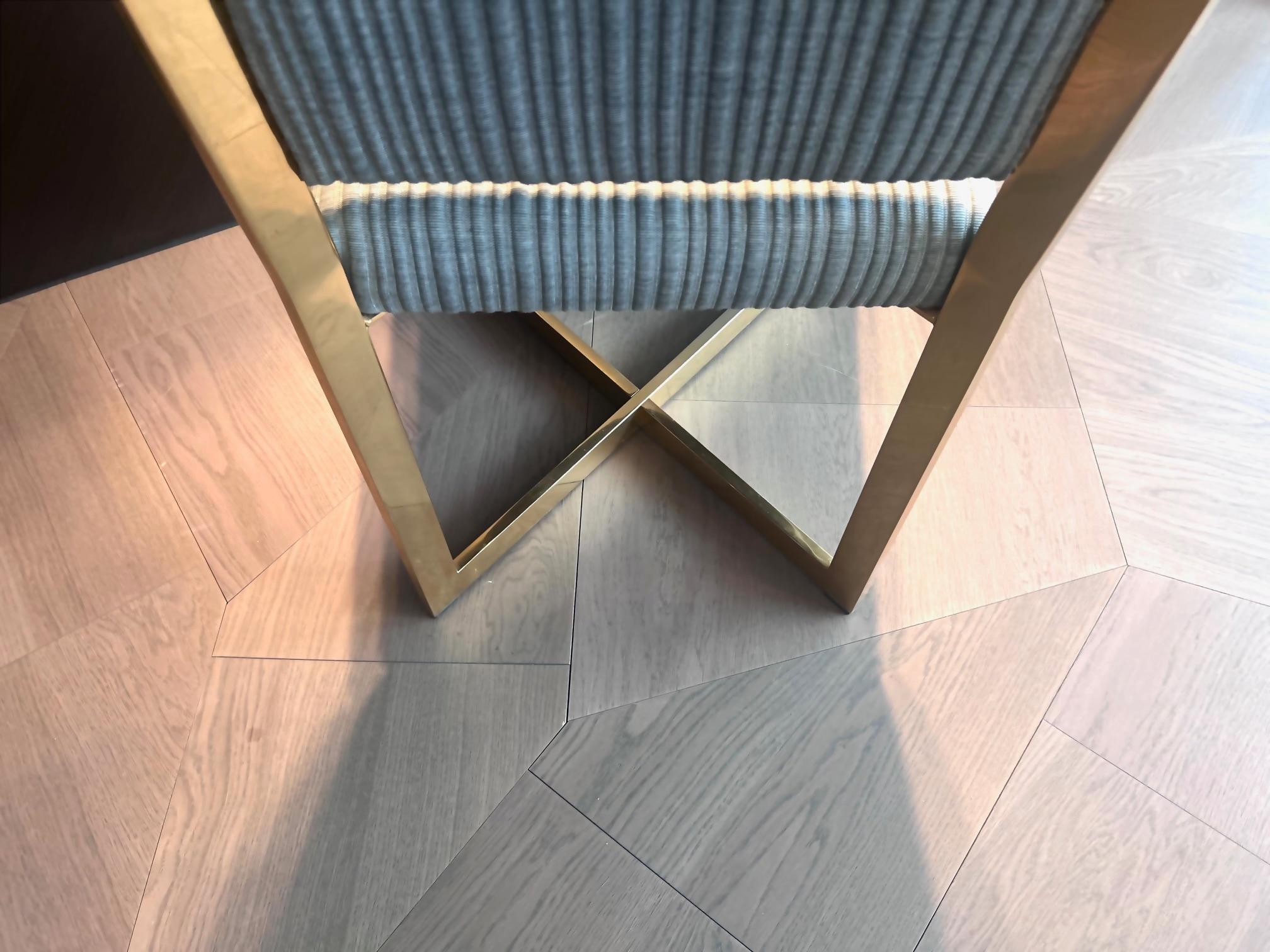 Modern Set of 6 Mid-Century Vintage Dining Chairs with Brass Details For Sale