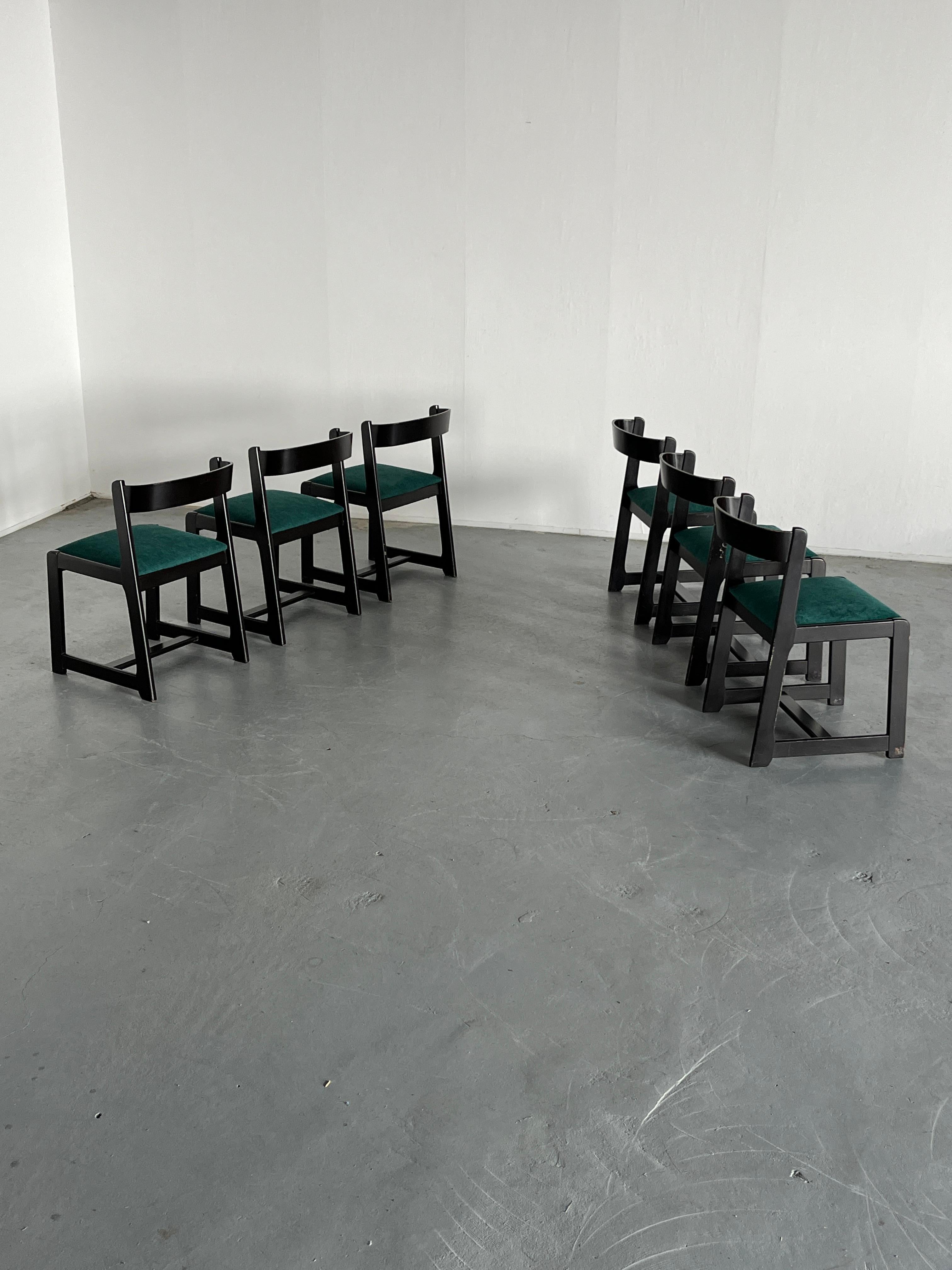 italien Ensemble de 6 chaises de salle à manger vintage en bois du milieu du siècle dans le style de Willy RIzzo, 1970 en vente
