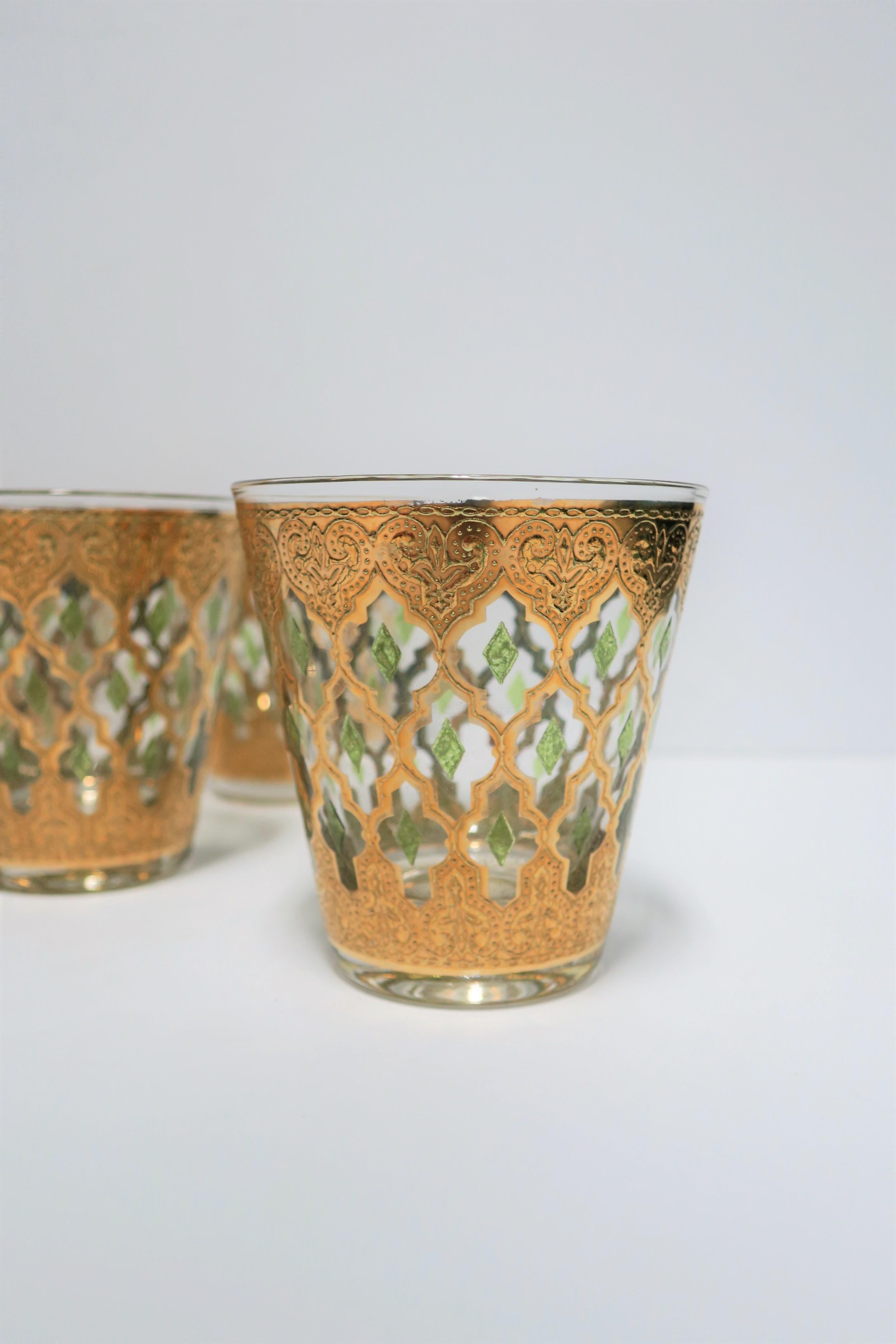 Set of 6 Vintage 22-Karat Gold Rocks Glasses with Moroccan Design 3