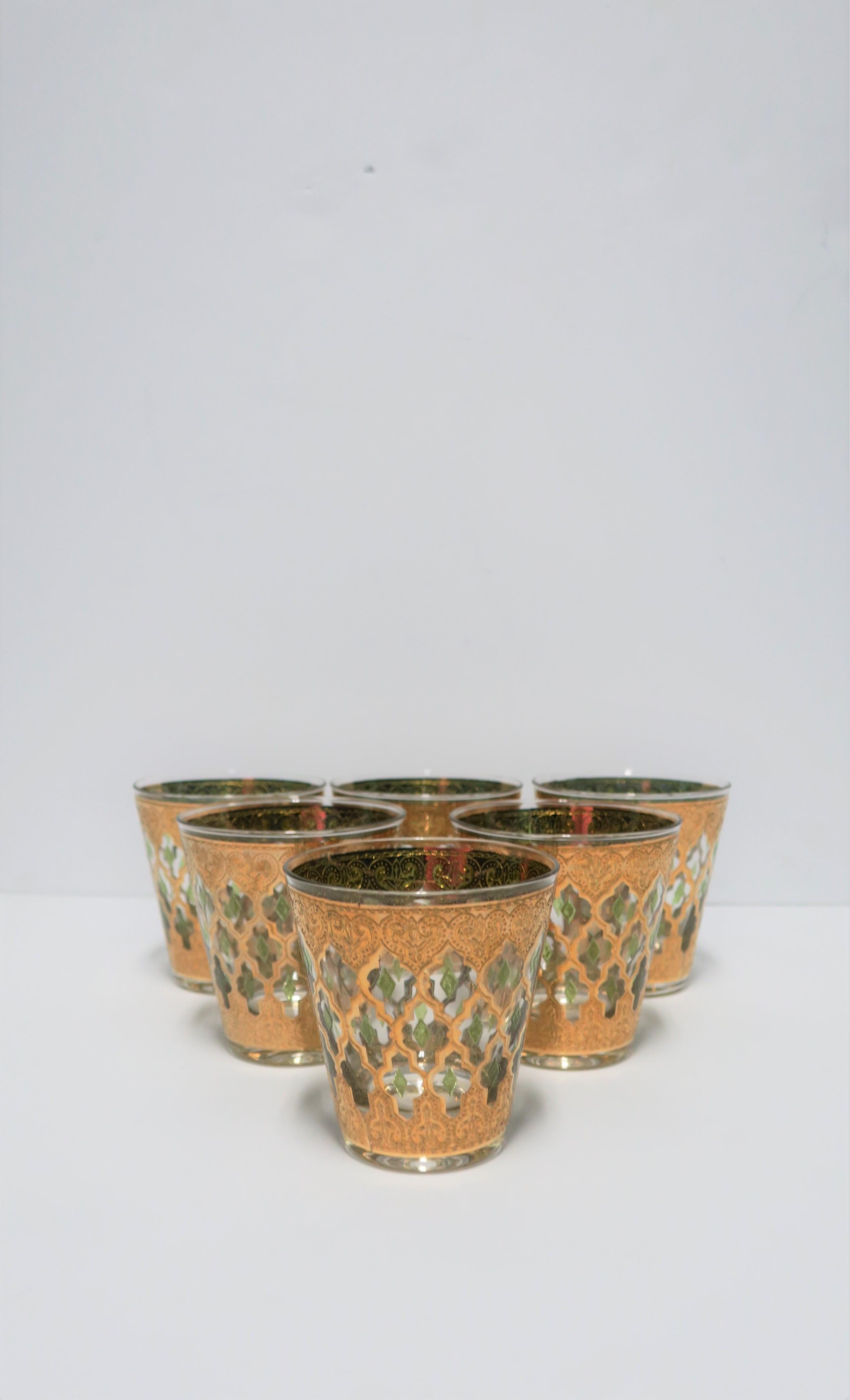 Polychromed Set of 6 Vintage 22-Karat Gold Rocks Glasses with Moroccan Design