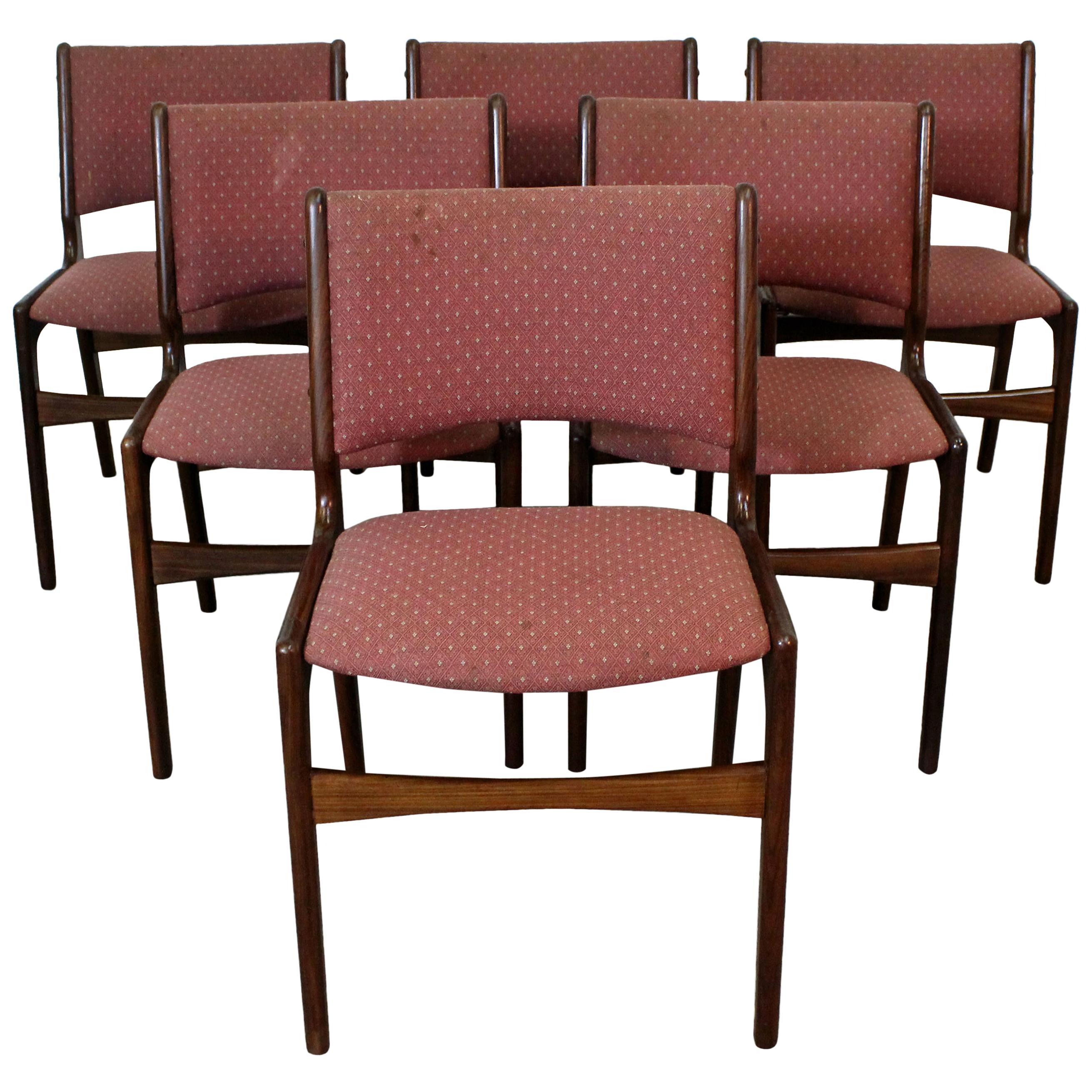 Set of 6 Midcentury Danish Modern Henning Kjaernulf Teak Side Dining Chairs