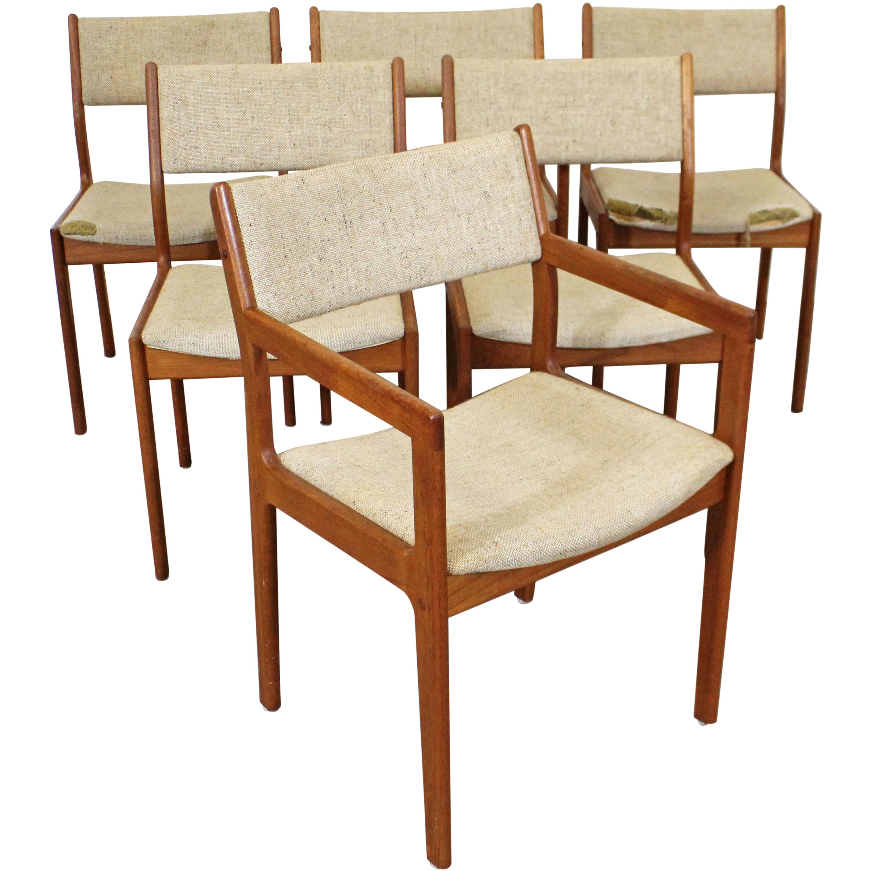 Set of 6 Midcentury Danish Modern Teak Dining Chairs