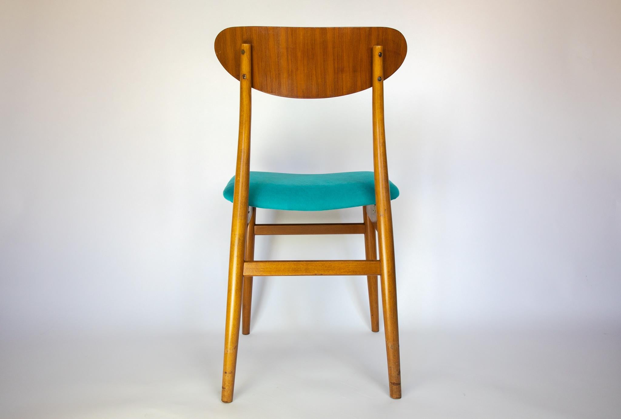 italien Chaises de salle à manger modernes du milieu du siècle avec tapisserie en velours bleu, ensemble de 6, années 1950 en vente