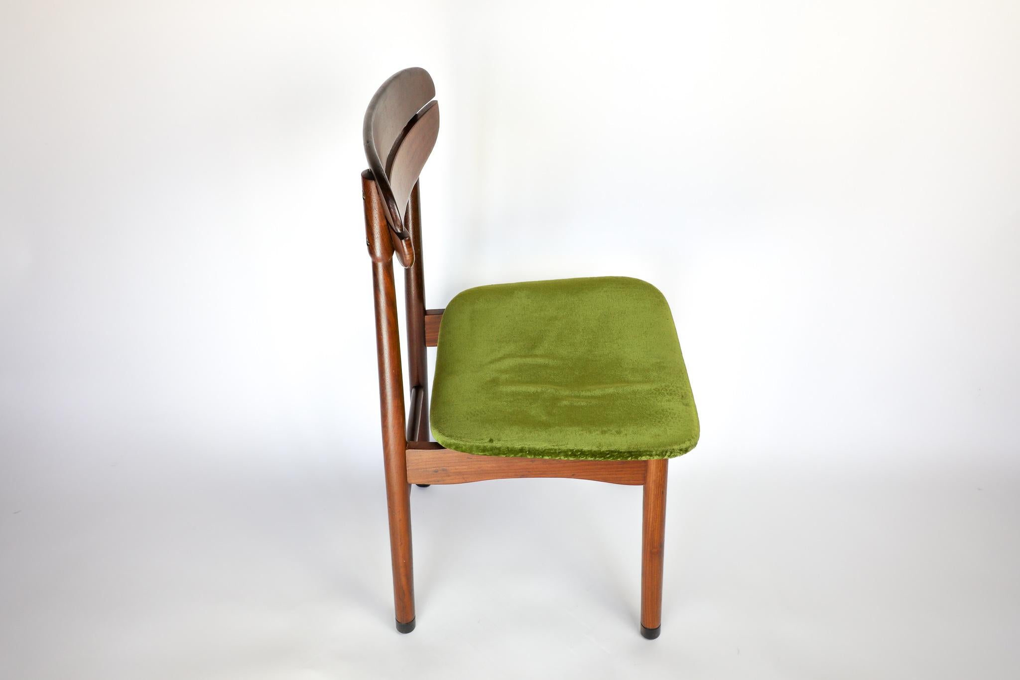 Mid Century Modern Dining Chairs with Green Velvet Upholstery, Set of 6, 1950s For Sale 3