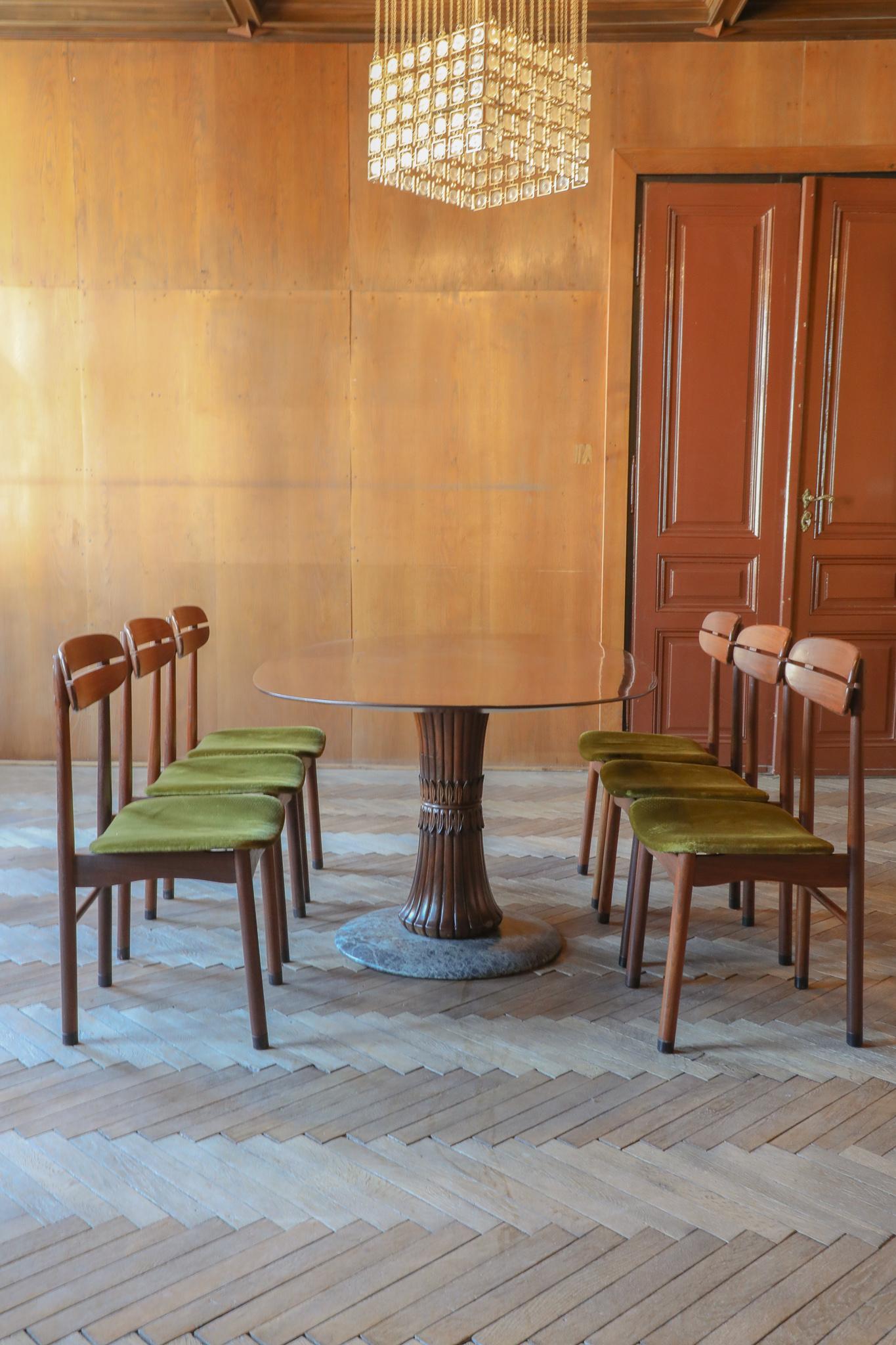 Chaises de salle à manger modernes du milieu du siècle dernier avec tapisserie en velours vert, lot de 6, années 1950 en vente 9