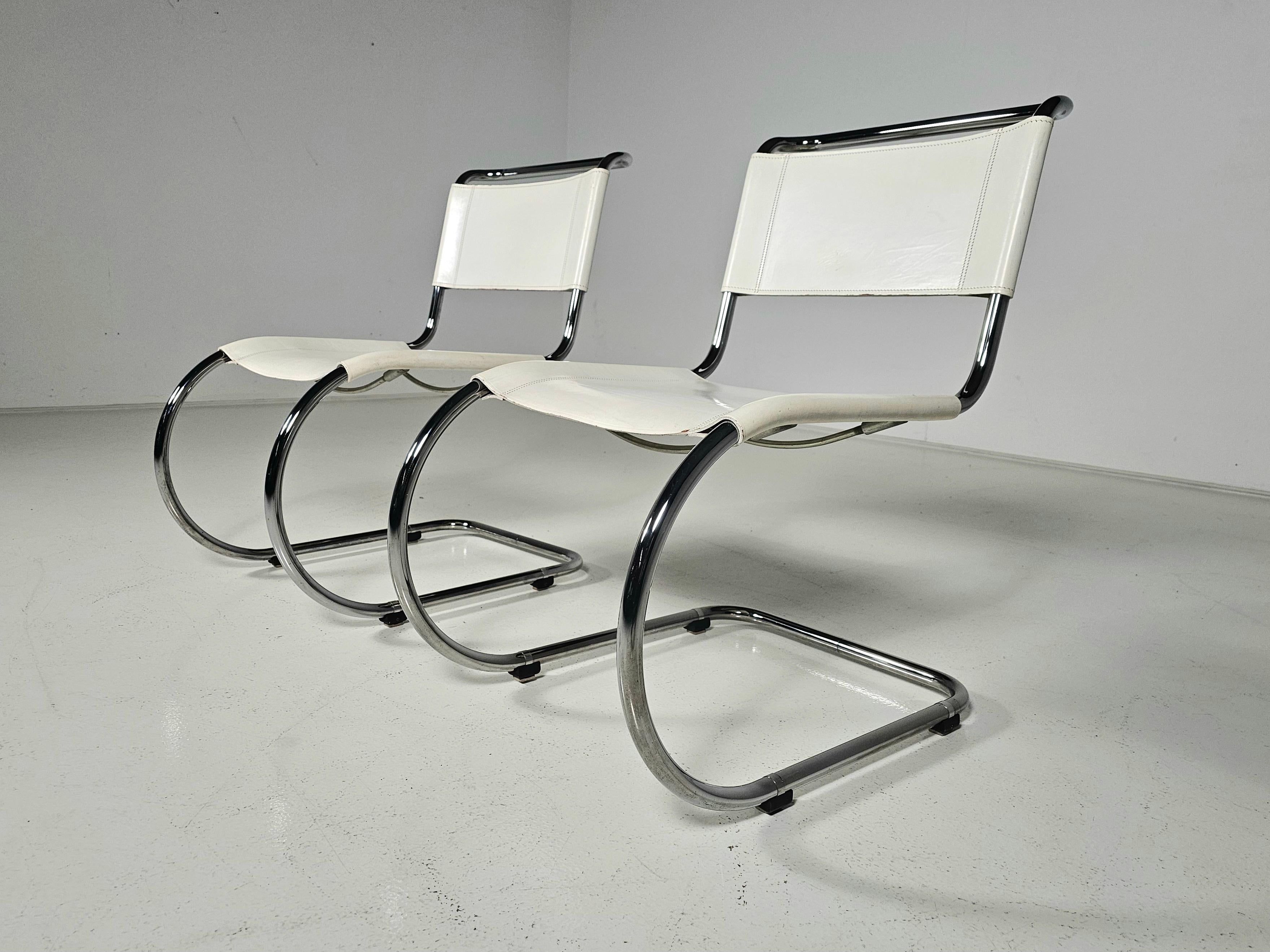 Set of 6 Mies van der Rohe MR10 white cantilever dining chairs for Thonet, 1980s For Sale 4