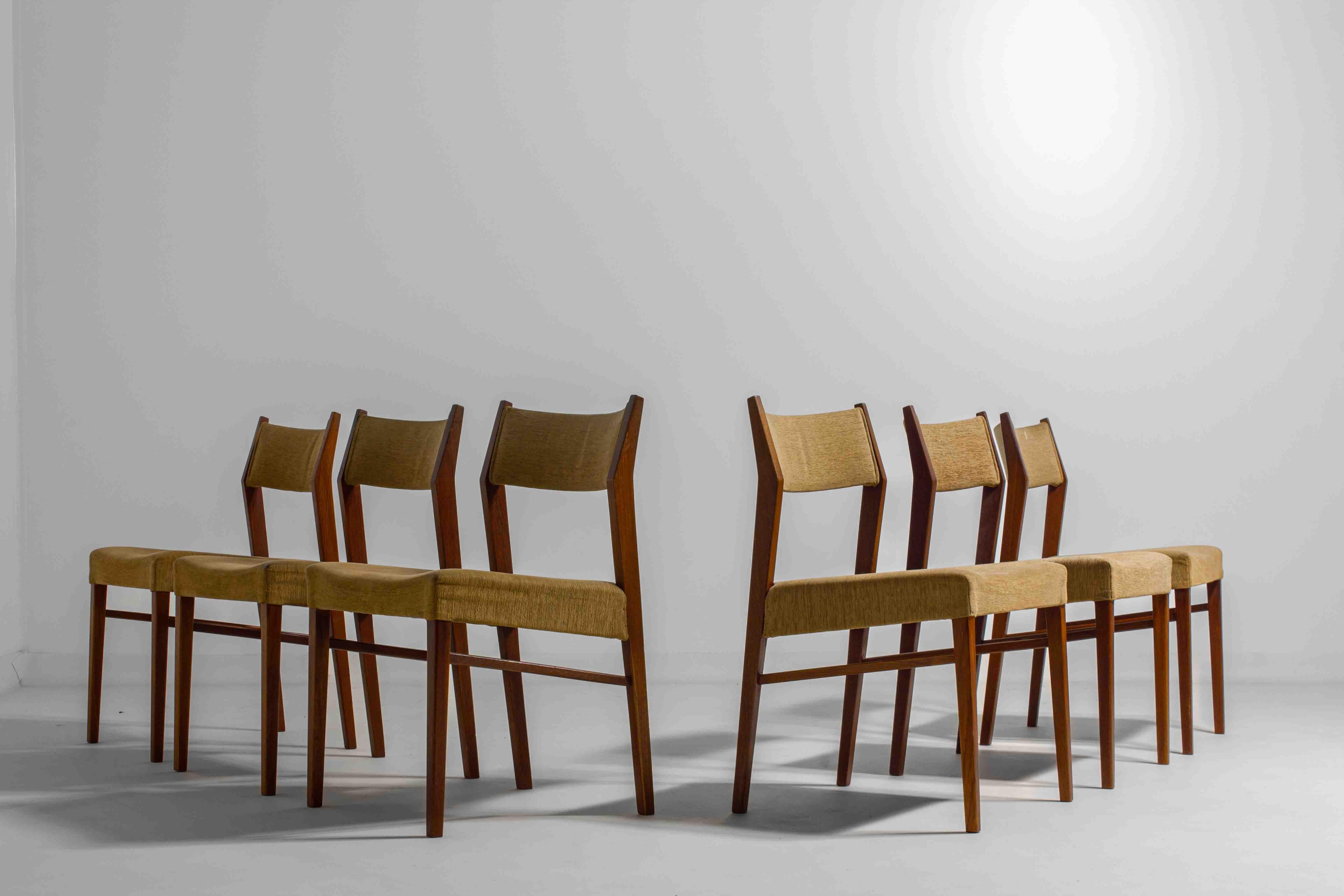 Set di 6 sedie da pranzo minimaliste in teak, Belgio, anni '60 In condizioni buone in vendita a Antwerpen, VAN