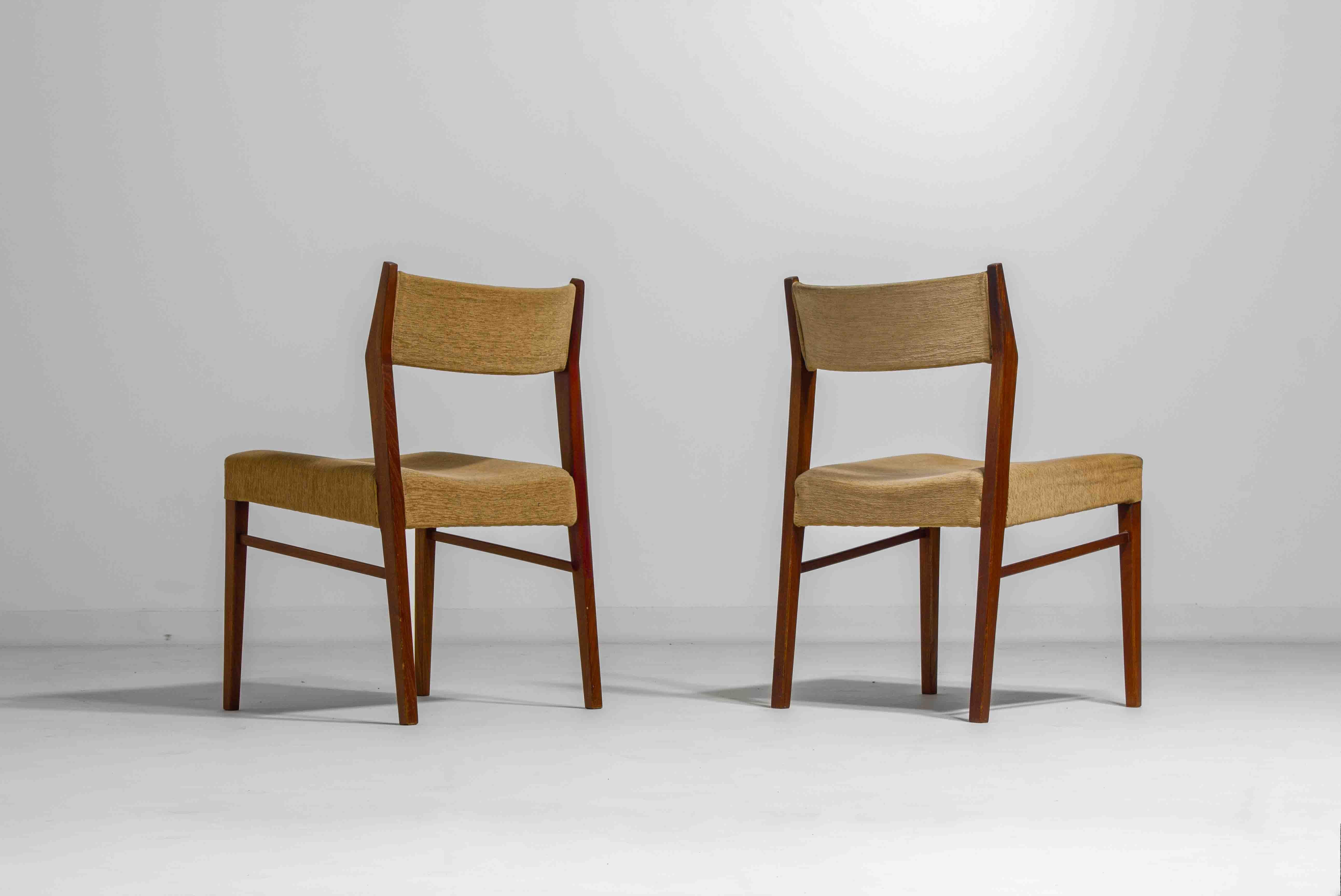 Set di 6 sedie da pranzo minimaliste in teak, Belgio, anni '60 in vendita 1