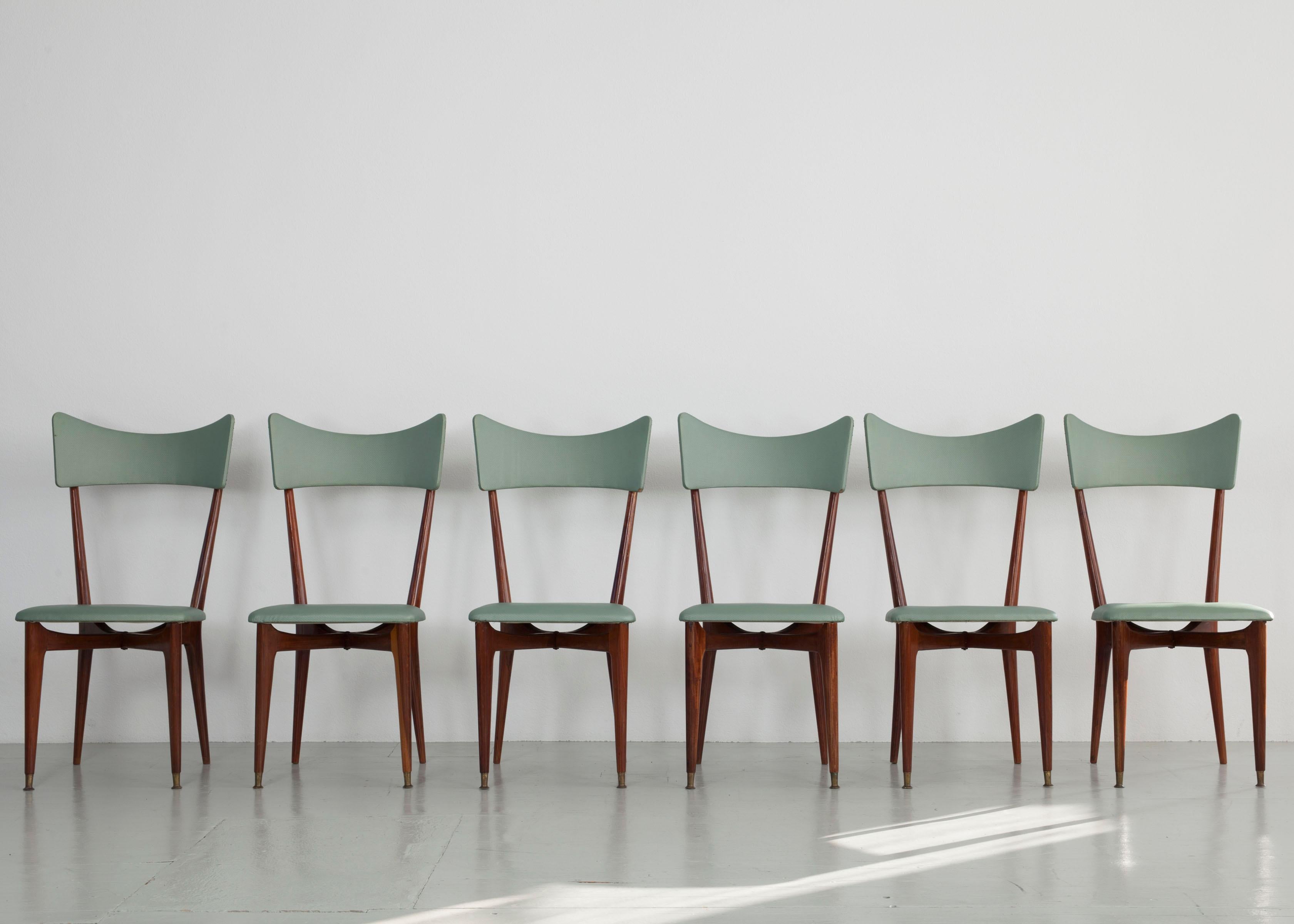 Set aus 6 mintfarbenen Esszimmerstühlen aus der Mitte des Jahrhunderts, nach Art von Ico Parisi im Zustand „Relativ gut“ im Angebot in Wolfurt, AT