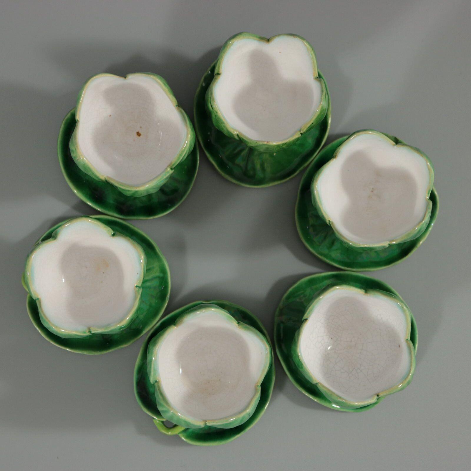Set von 6 Minton Majolika-Lilienen-Eierbechern (Viktorianisch) im Angebot