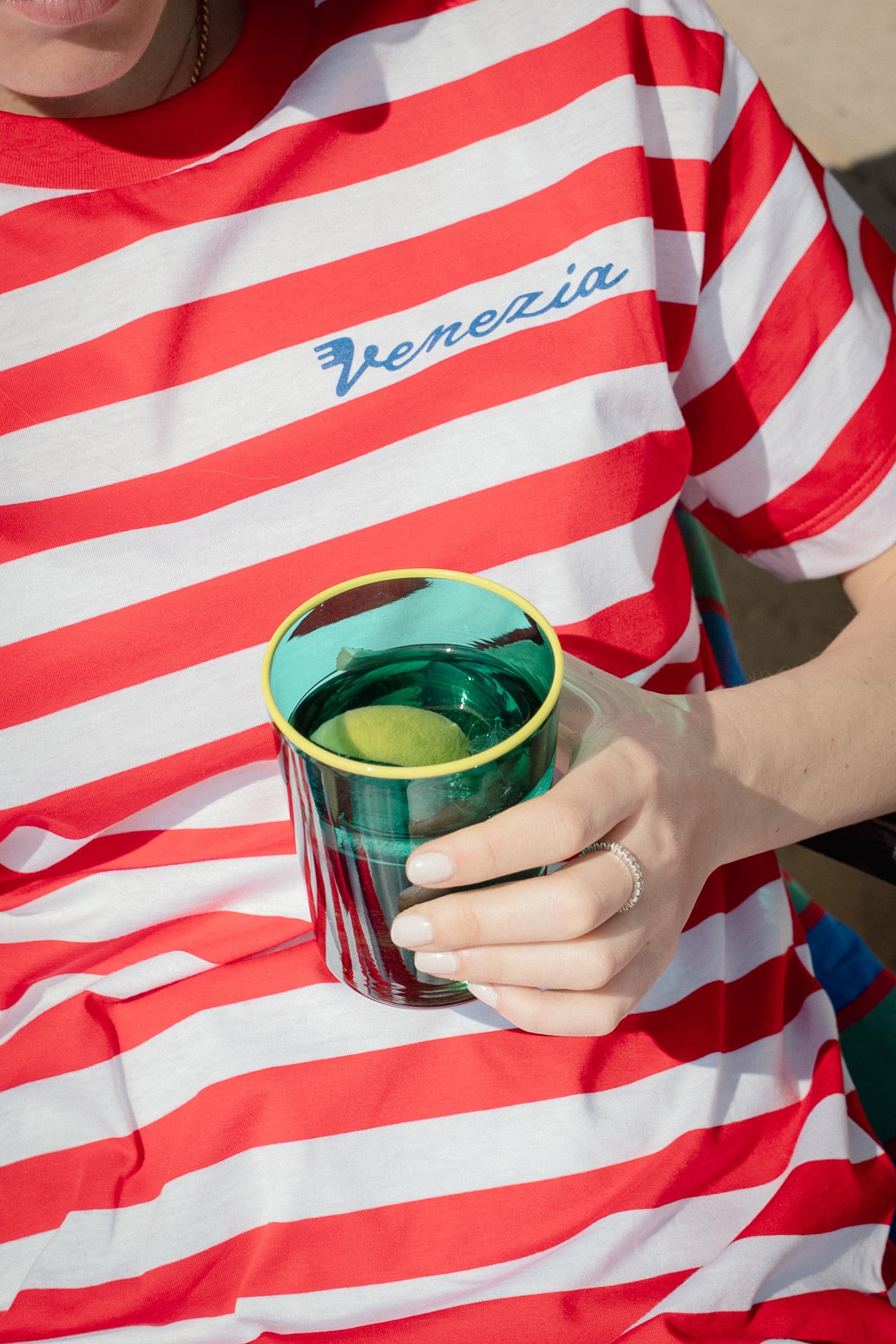 Set de 6 verres Spring mixtes avec rebords en verre, fabriqués à Murano en vente 3