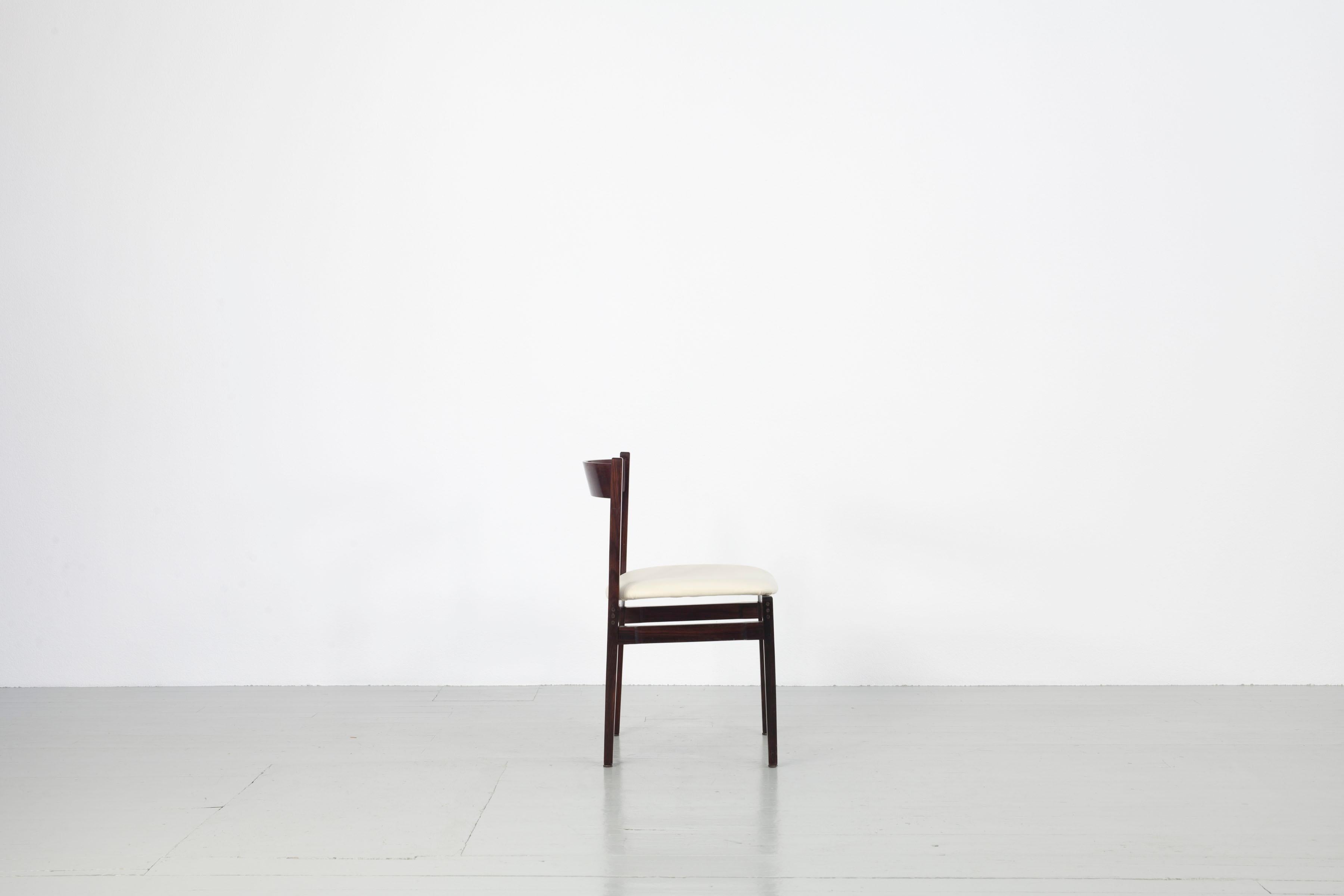 Satz von 6 Esszimmerstühlen „Modell 101“, entworfen von Gianfranco Frattini (Moderne der Mitte des Jahrhunderts) im Angebot
