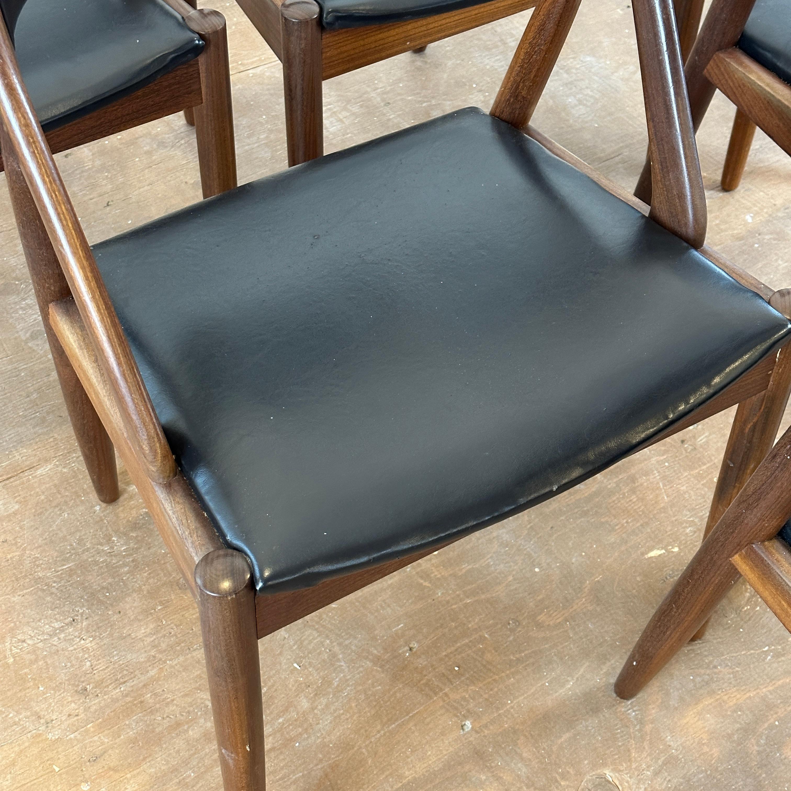 Set of 6 Model 31 Dining Chairs by Kai Kristiansen 8