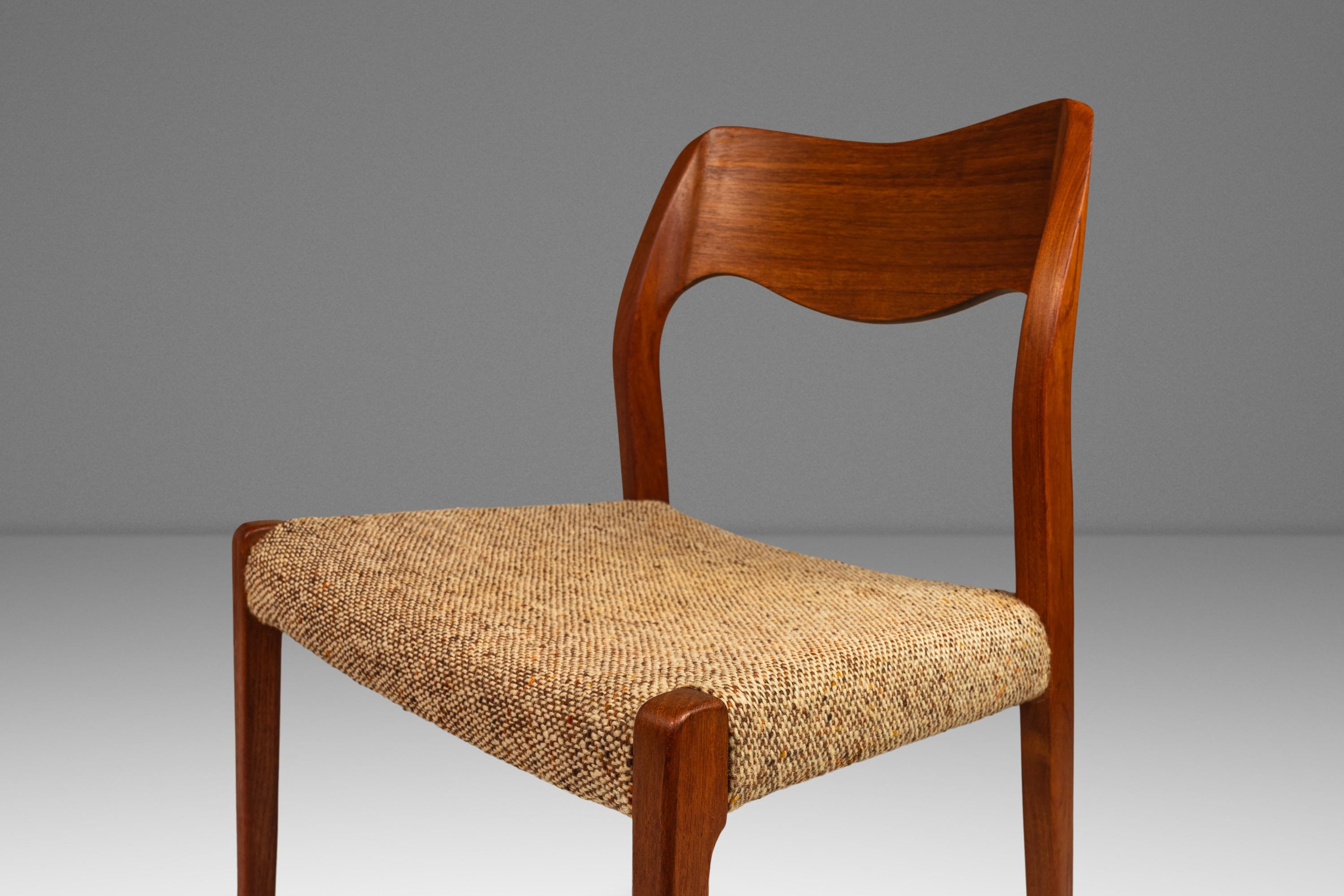 Ensemble de 6 chaises modèle #71, Niels Møller, J.L.A. Møllers Møbelfabrik, Danemark, 1960 en vente 3