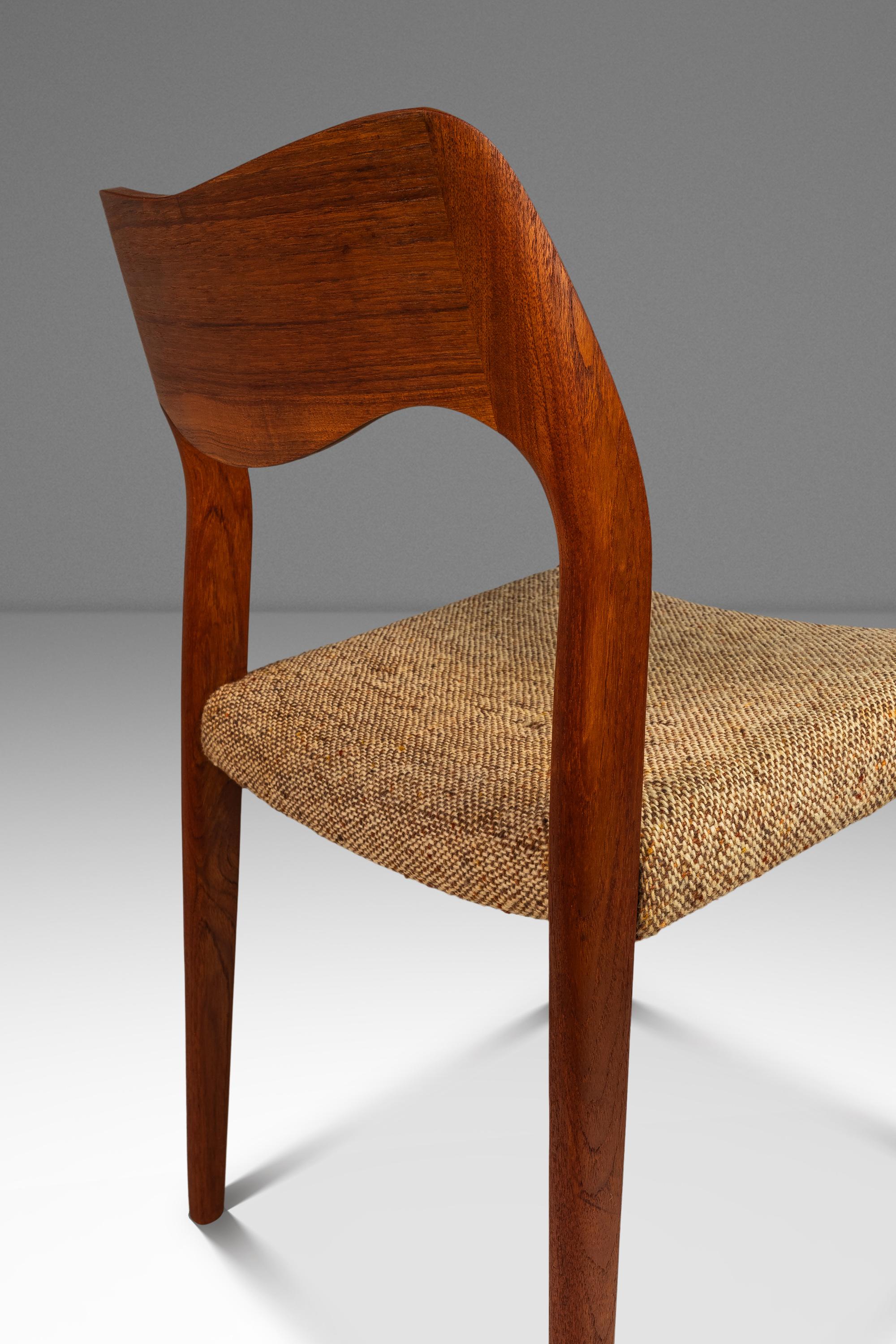 Ensemble de 6 chaises modèle #71, Niels Møller, J.L.A. Møllers Møbelfabrik, Danemark, 1960 en vente 10