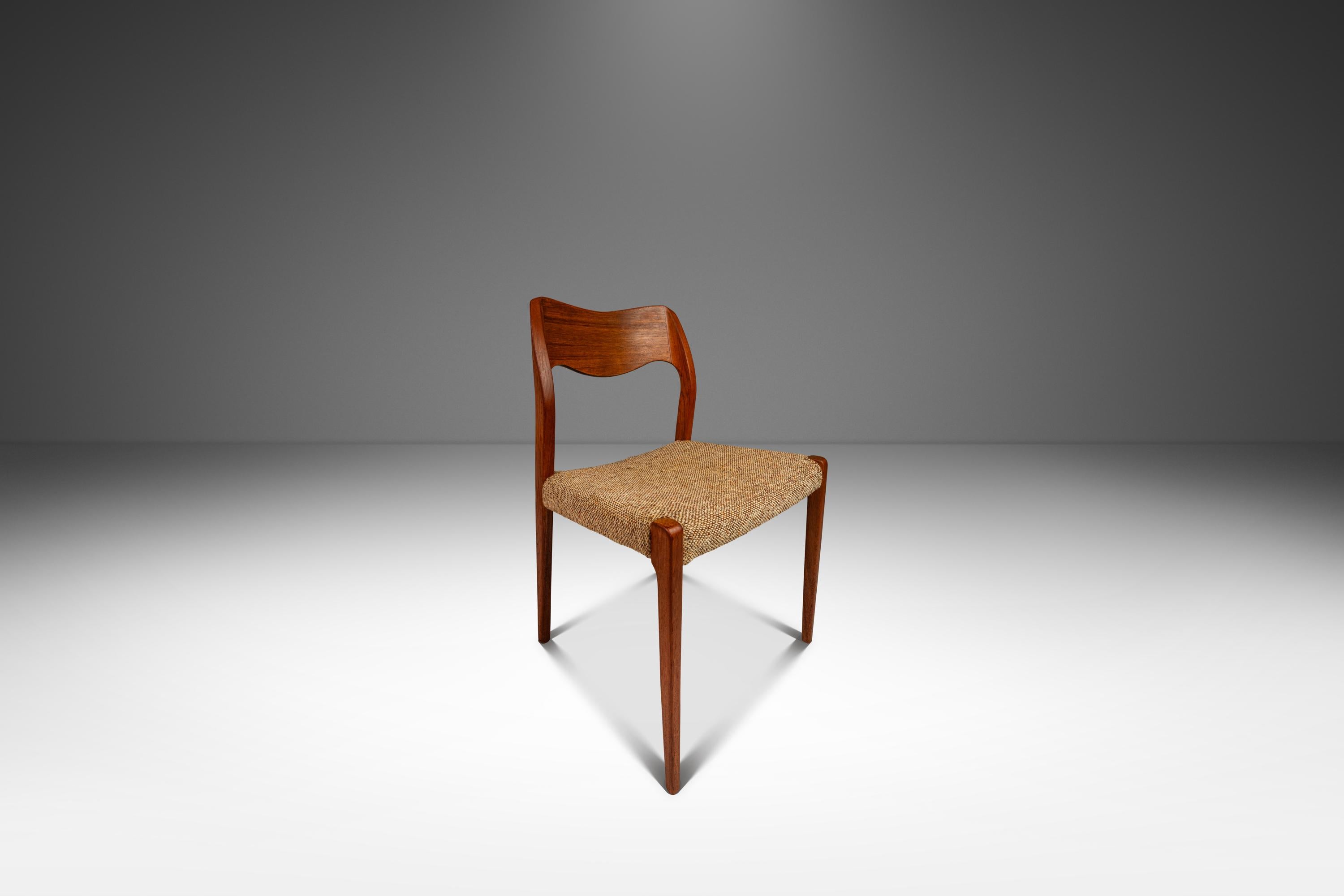 Ensemble de 6 chaises modèle #71, Niels Møller, J.L.A. Møllers Møbelfabrik, Danemark, 1960 en vente 1