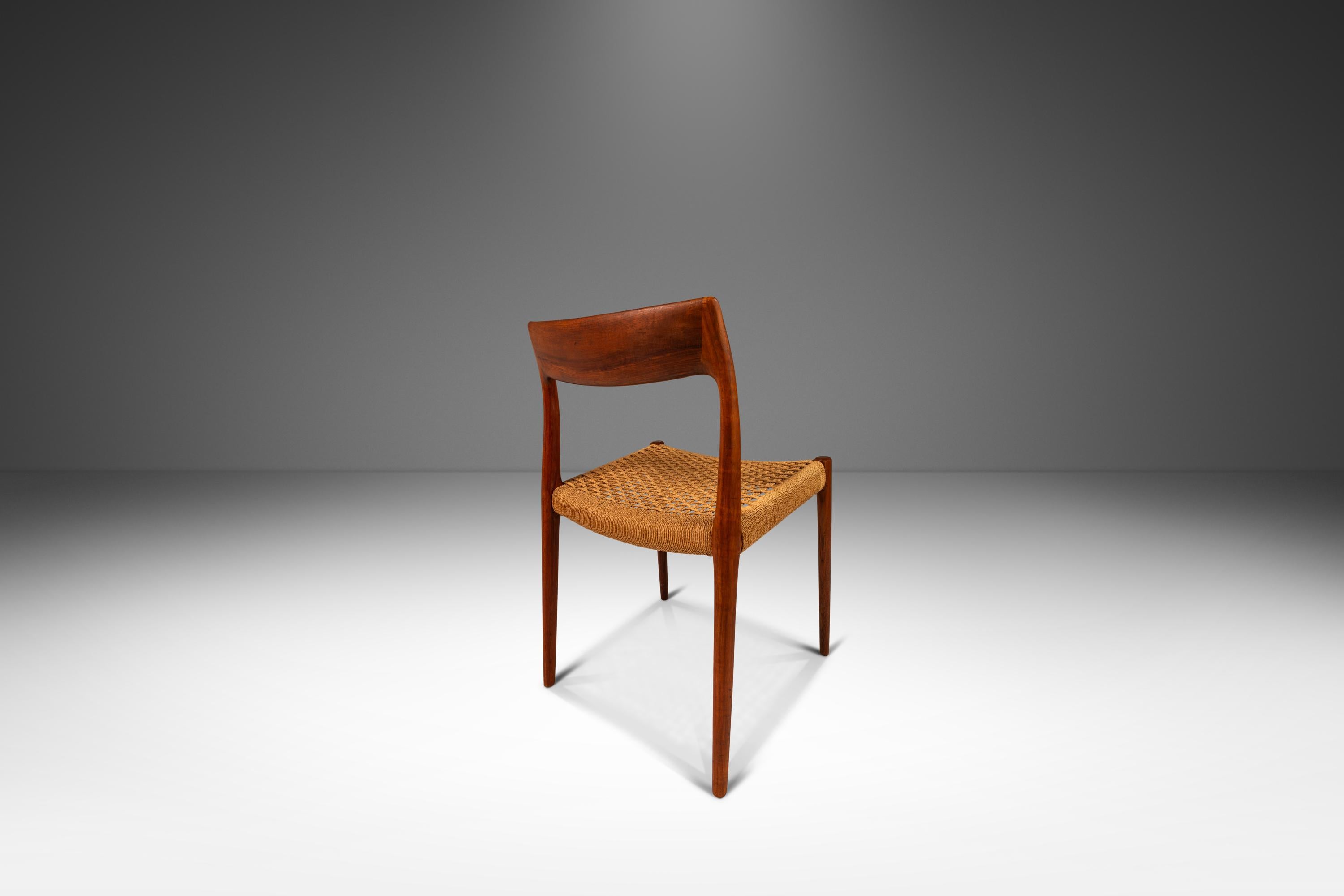 Mid-Century Modern Ensemble de 6 modèles 77 par Niels O. Møller pour JL Møllers Møbelfabrik, Danemark, années 1960 en vente