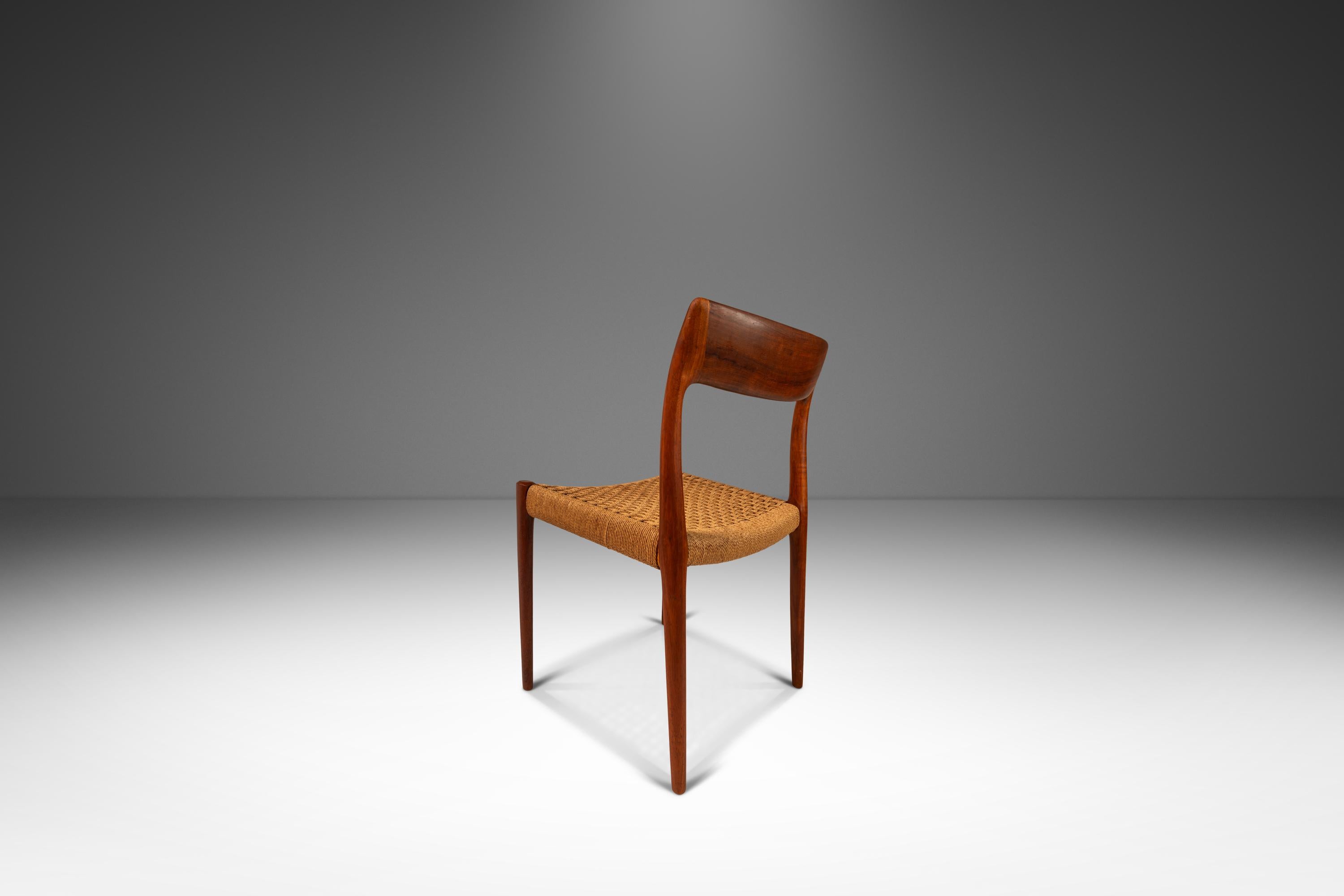 Ensemble de 6 modèles 77 par Niels O. Møller pour JL Møllers Møbelfabrik, Danemark, années 1960 en vente 1