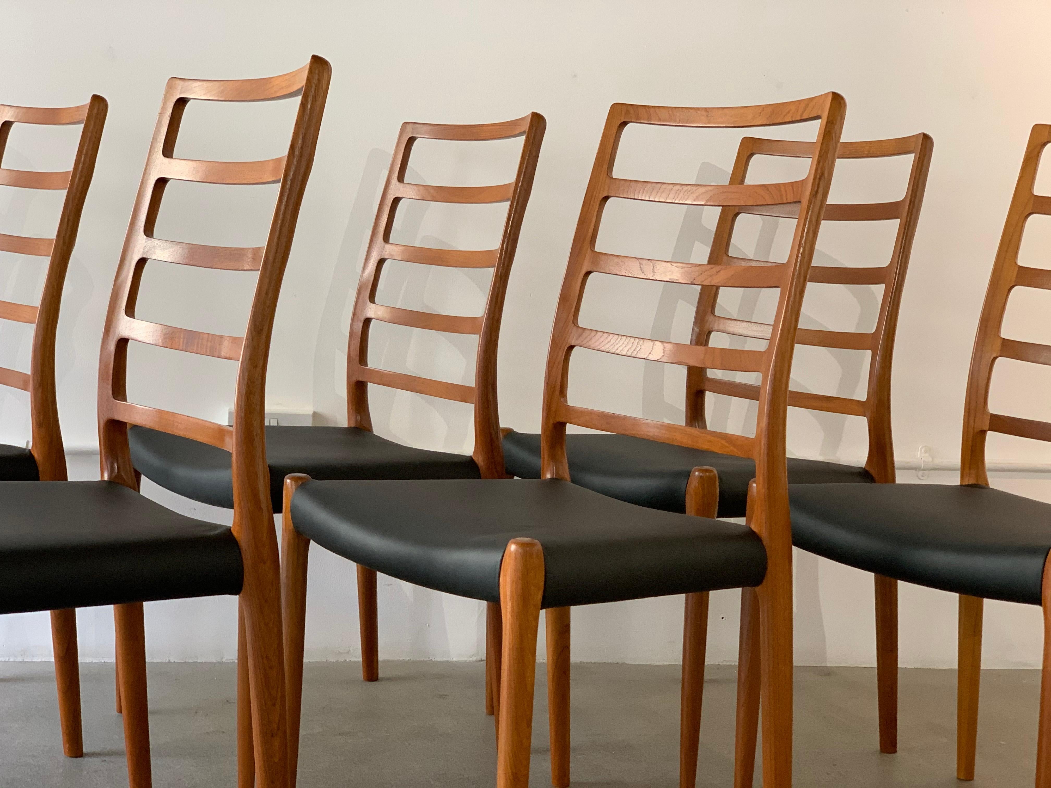 Late 20th Century Set of 6 Model 82 Teak and Leather Ladder Back Dining Chairs by Niels O. Møller
