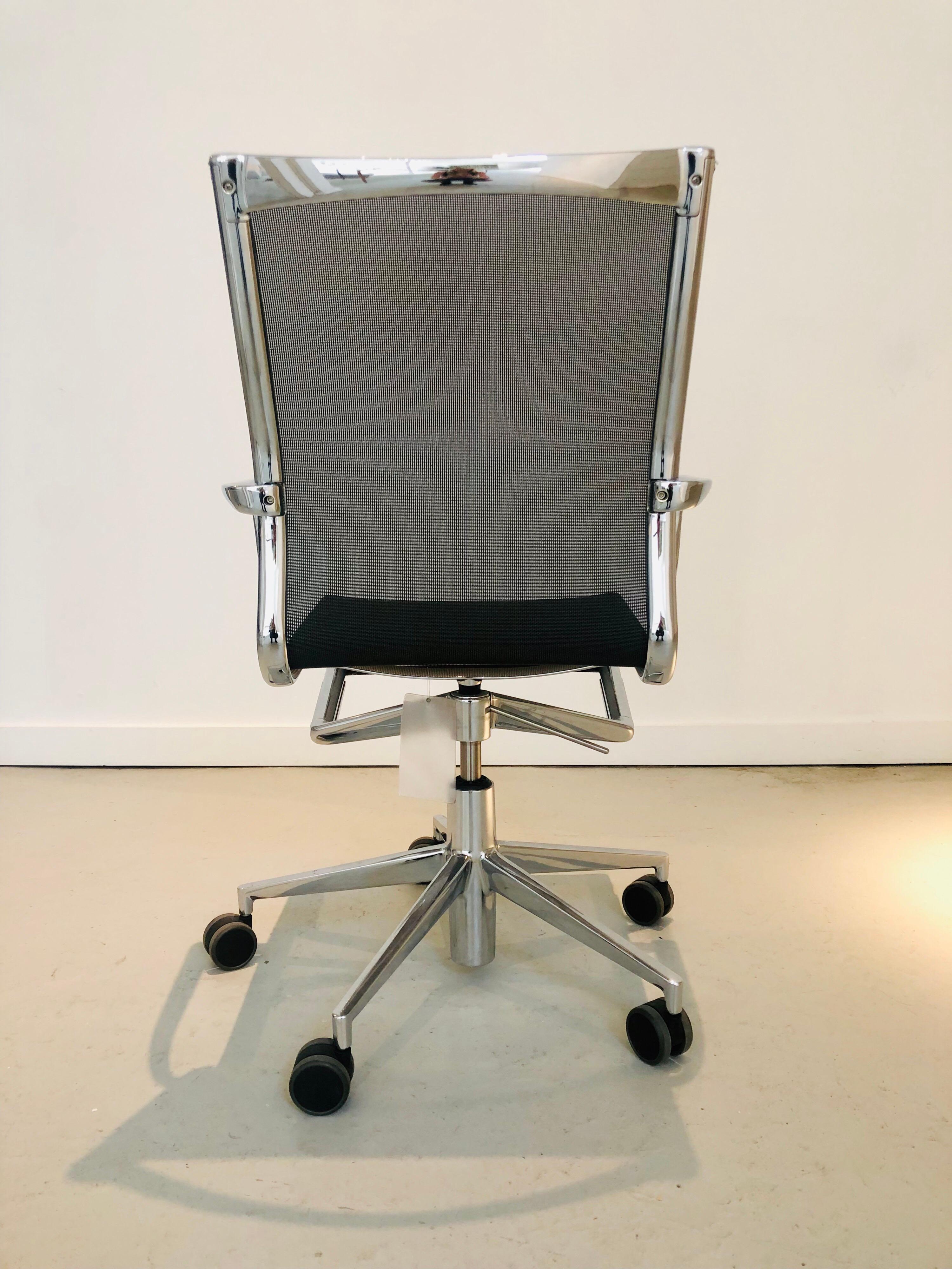 Stainless Steel Set of 6 Modern Black Office Chairs, Rolling Swivel, Arms, Alberto Meda Alias