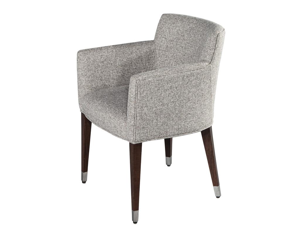 Set of 6 Modern Dining Chairs in Textured Linen Fabric In Excellent Condition For Sale In North York, ON