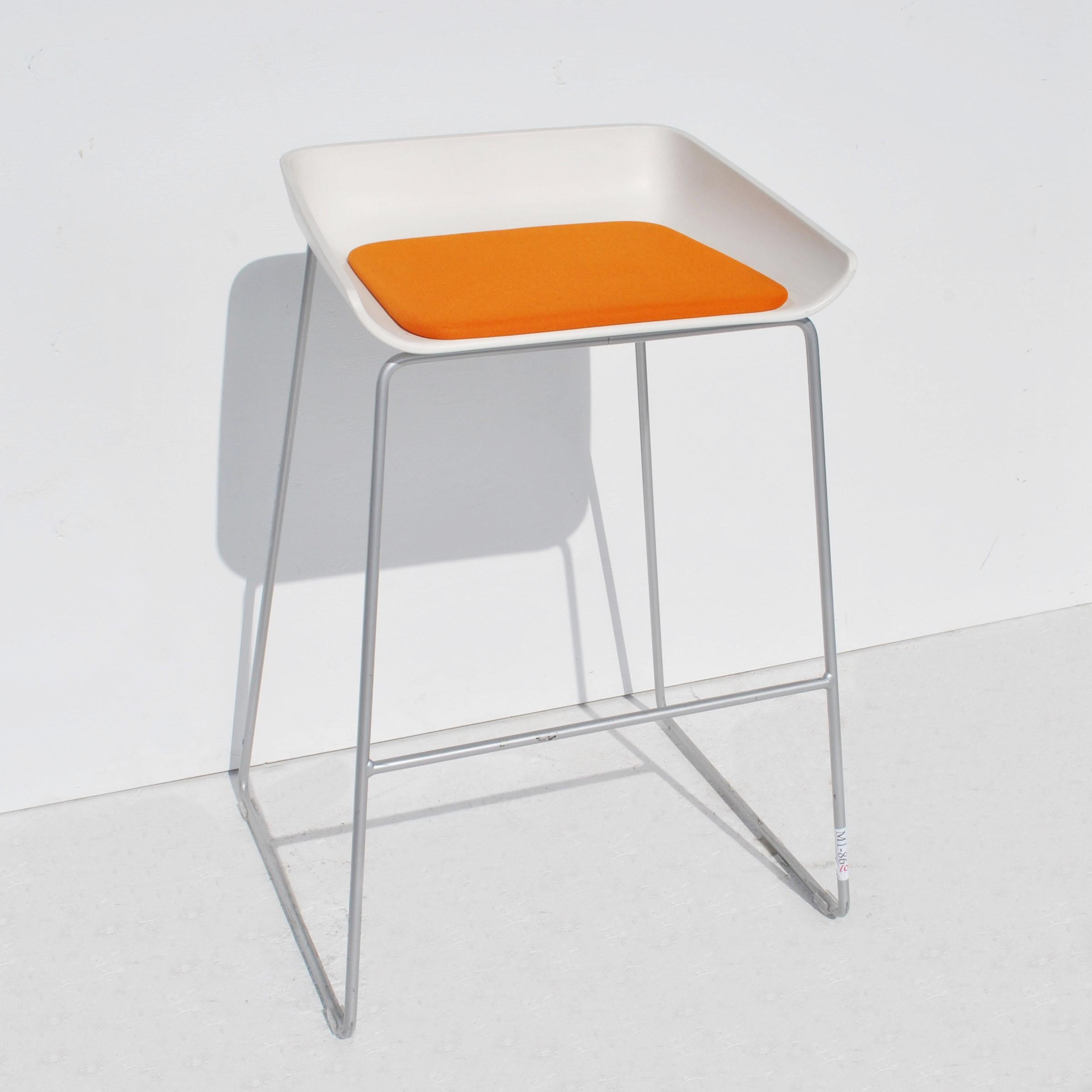 Set of 4 Scoop stools by Steelcase. These stylish stools provide space saving while the durable polypropylene construction ensures many years of durability.
Polypropylene base with orange upholstered seat.

Measures: Seat height 28.5.

When shopping