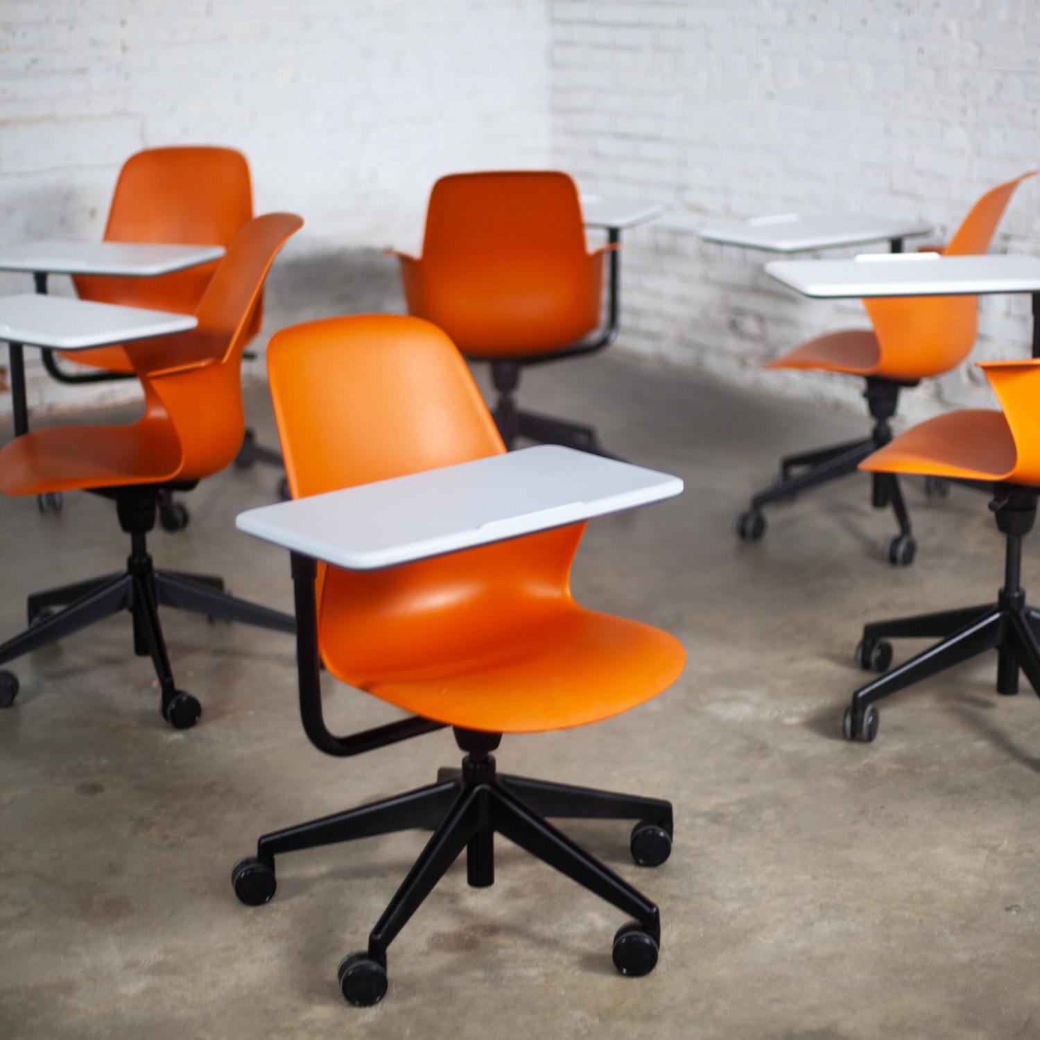 Set of 6 Modern Steelcase Orange Node Task Chairs w/Work Surface & 5 Prong Base For Sale 8