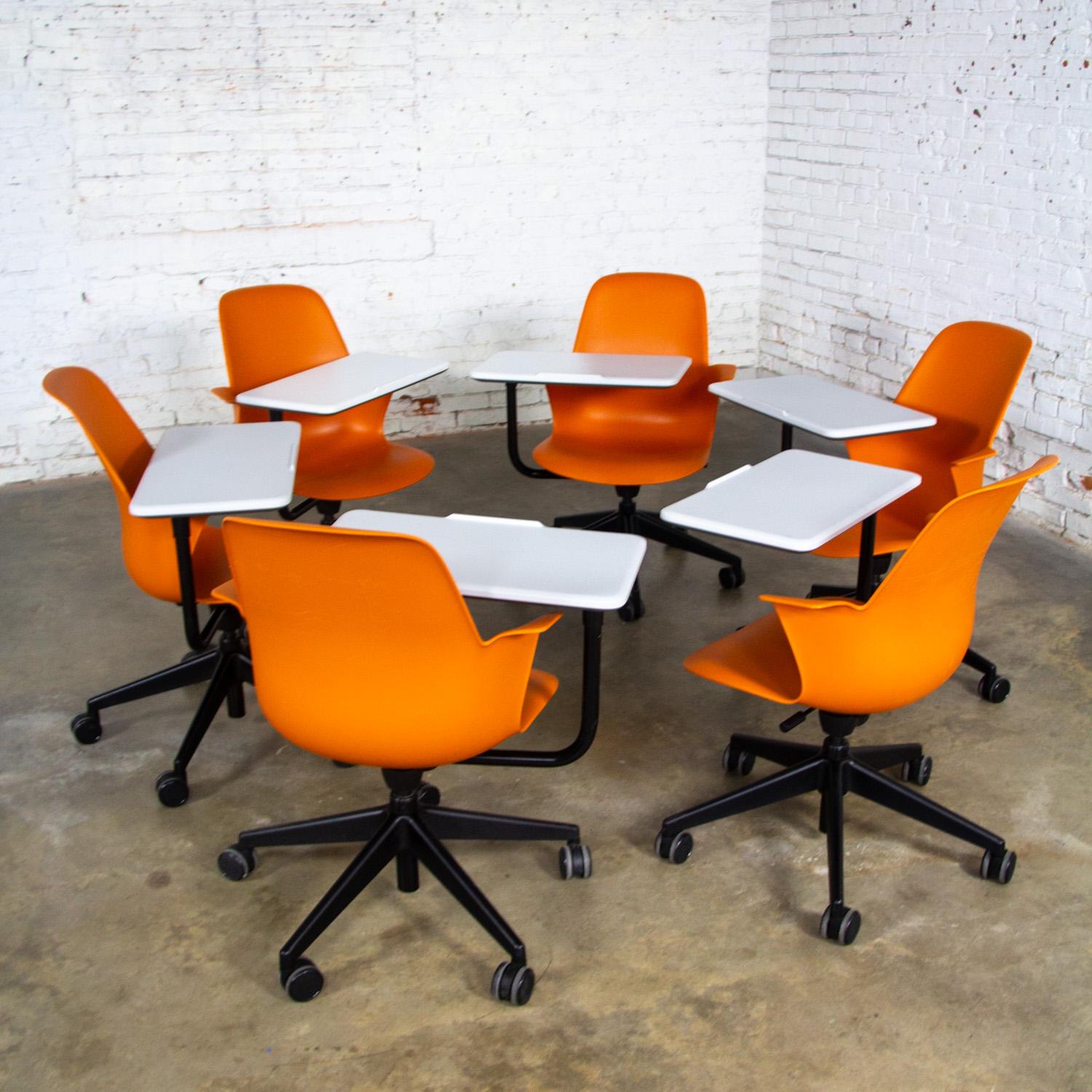 Set of 6 Modern Steelcase Orange Node Task Chairs w/Work Surface & 5 Prong Base For Sale 10