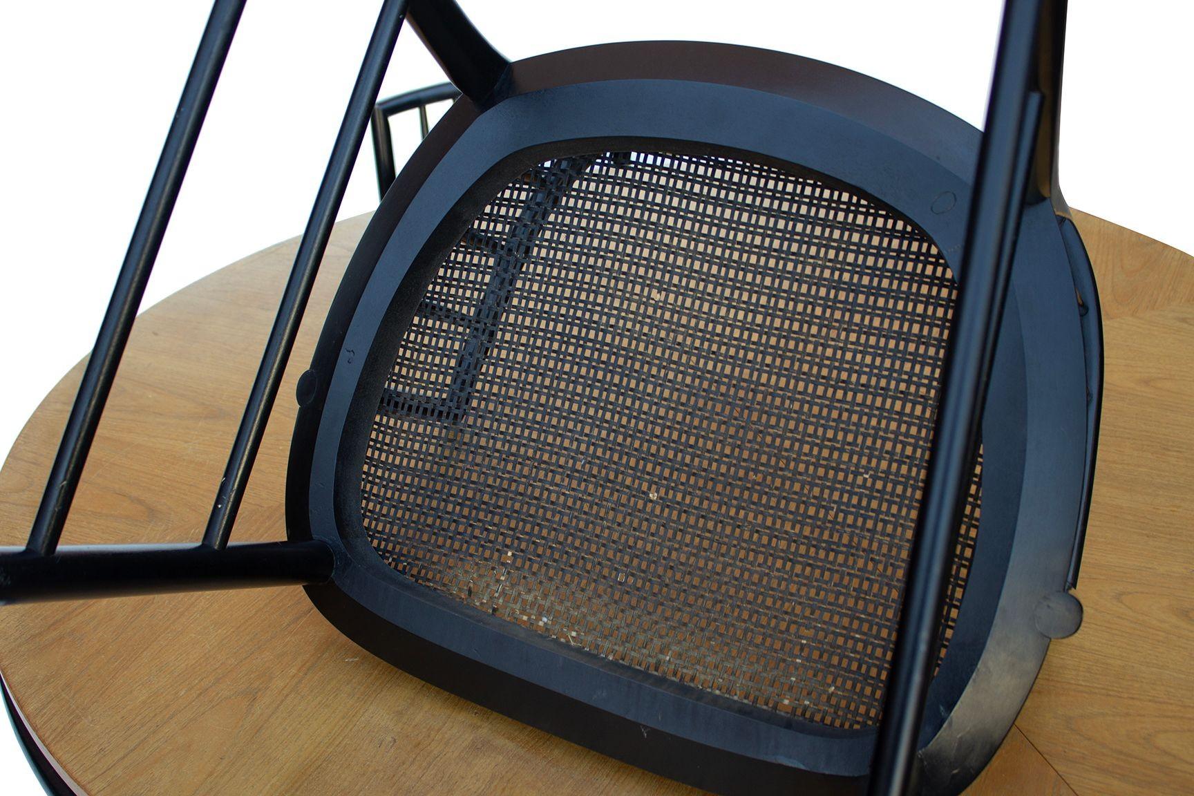 6 moderne Windsor-Esszimmerstühle von Michael Taylor für Baker Furniture im Angebot 9