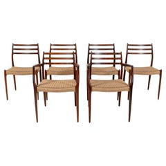 Ensemble de 6 chaises Moller de salle à manger modèle 78 et 62 en bois de rose et cordon papier