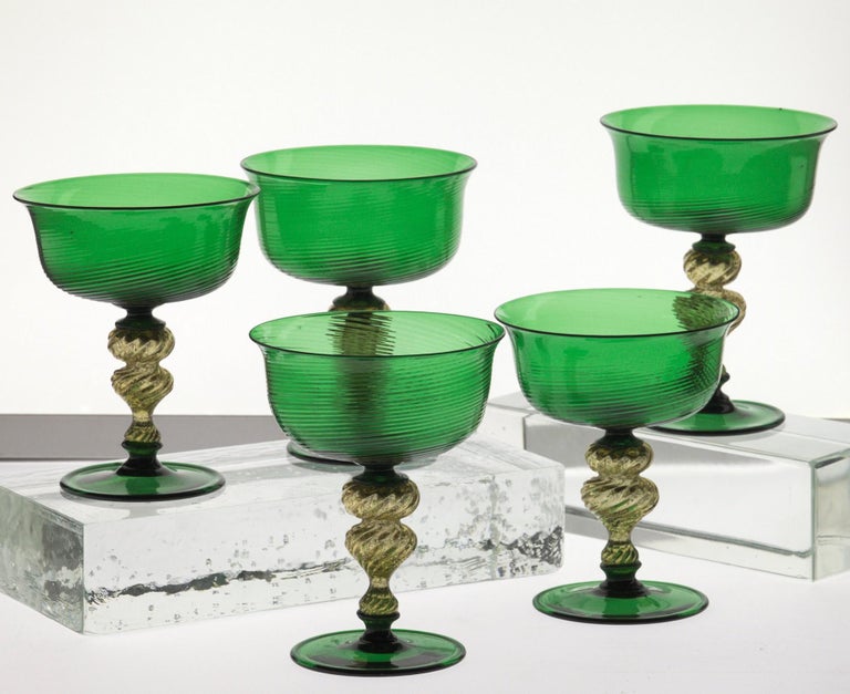 20th Century Set of 6 Murano Glass Deep Champagne Cups, Green Rigadin and Gold Leaf, Seguso For Sale