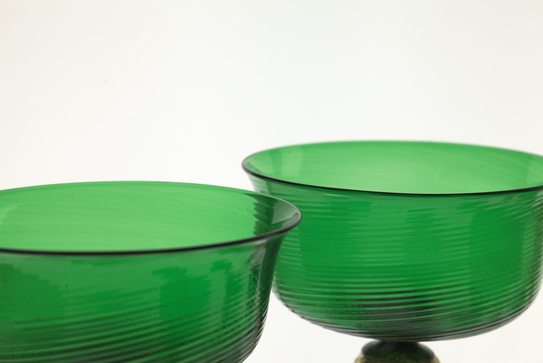 Art Glass Set of 6 Murano Glass Deep Champagne Cups, Green Rigadin and Gold Leaf, Seguso