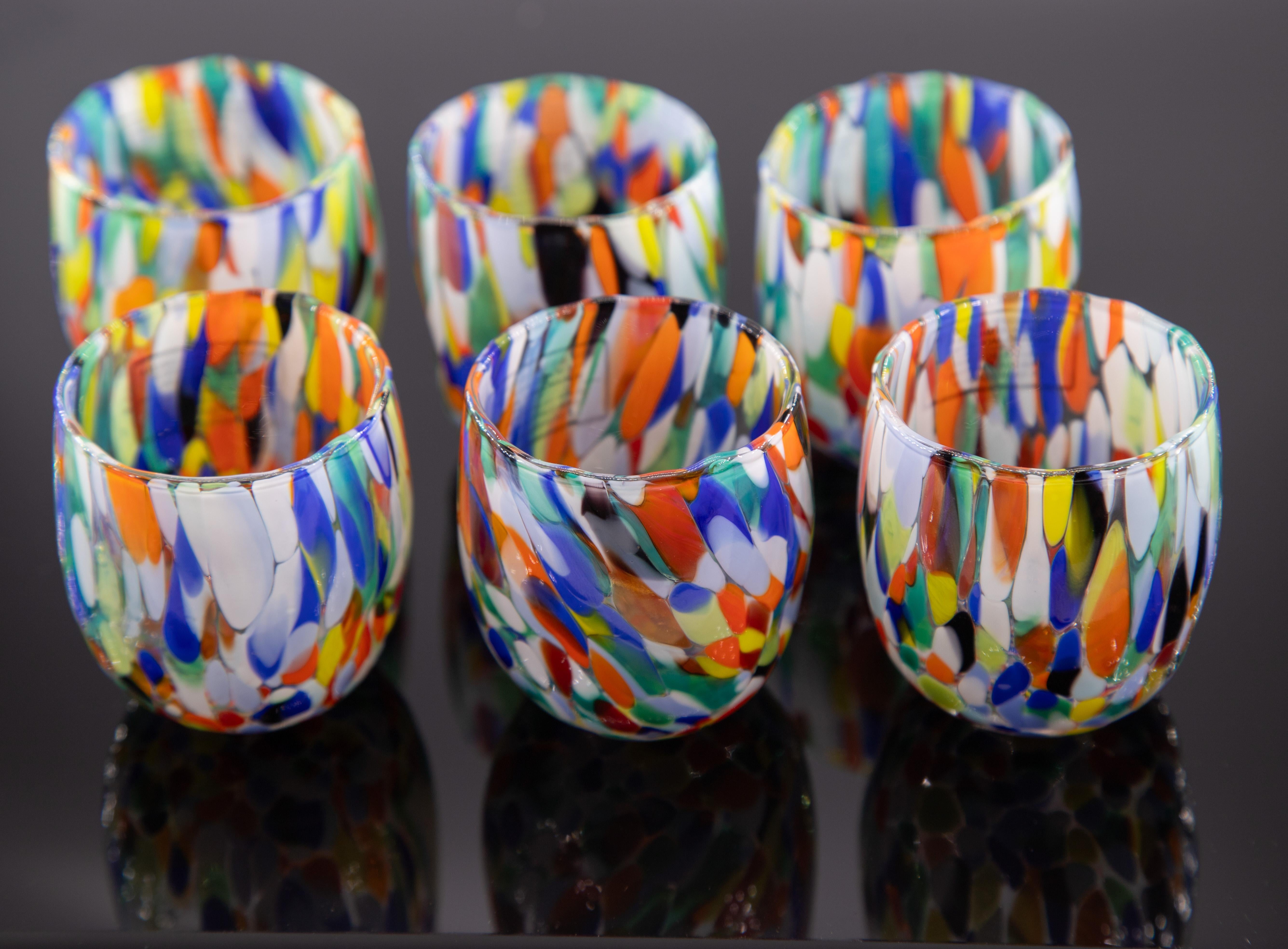 Set of 6 Murano shot glasses color 