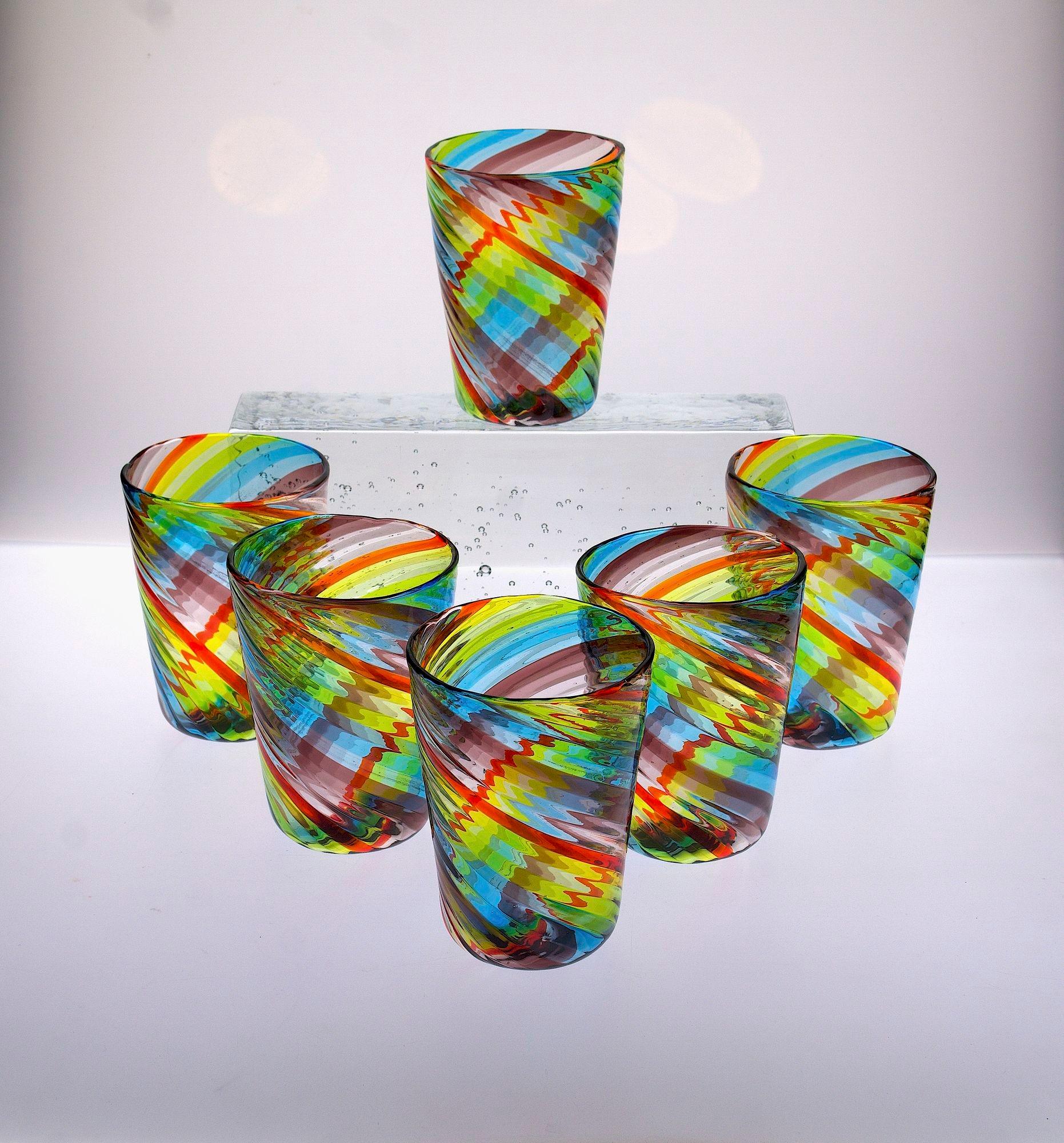 Ensemble de 6 verres de Murano, Tartan, 4 améthystes, 3 bleus, 4 verts, un rouge Ritorto en vente 3