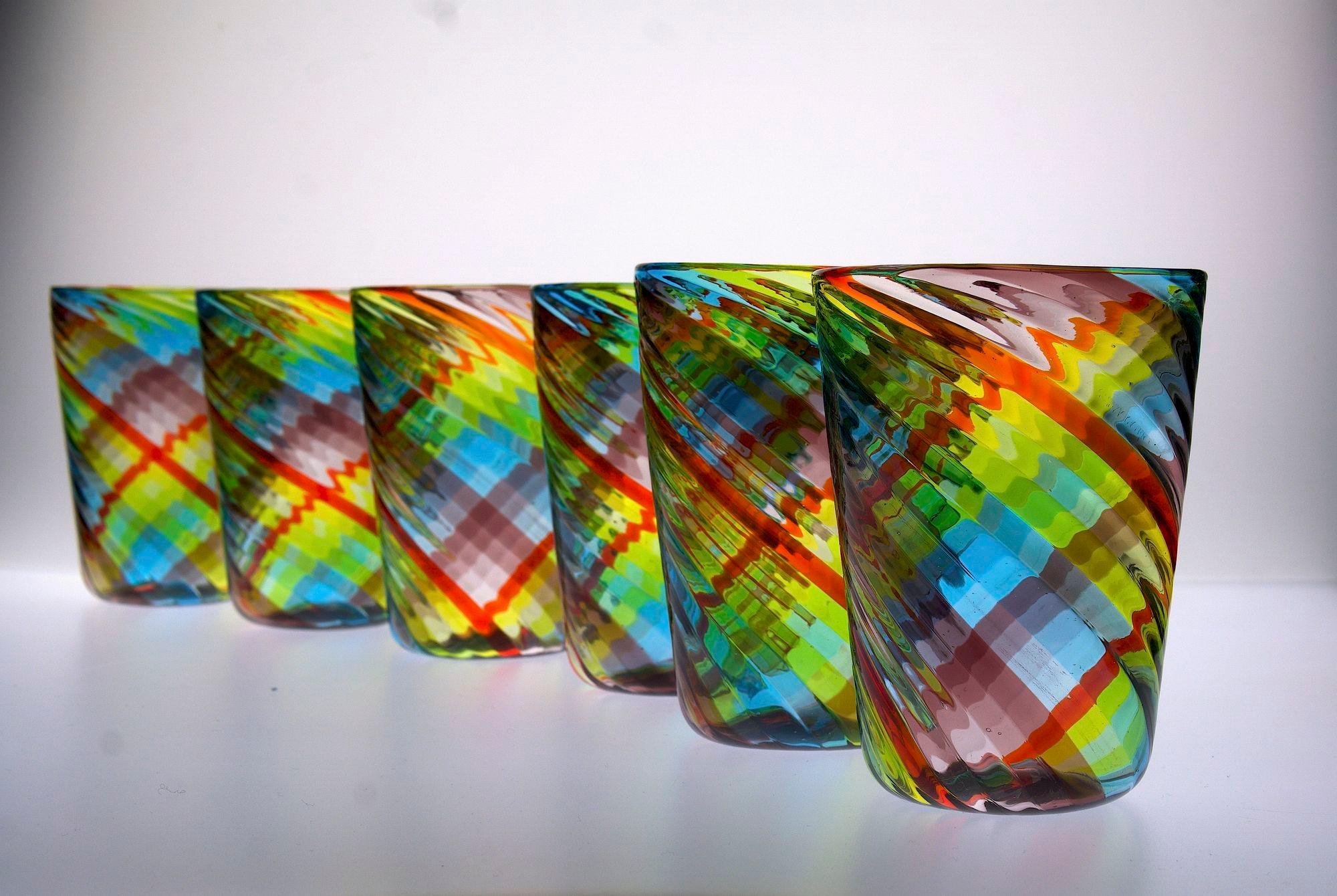 Ensemble de 6 verres de Murano, Tartan, 4 améthystes, 3 bleus, 4 verts, un rouge Ritorto Excellent état - En vente à Tavarnelle val di Pesa, Florence