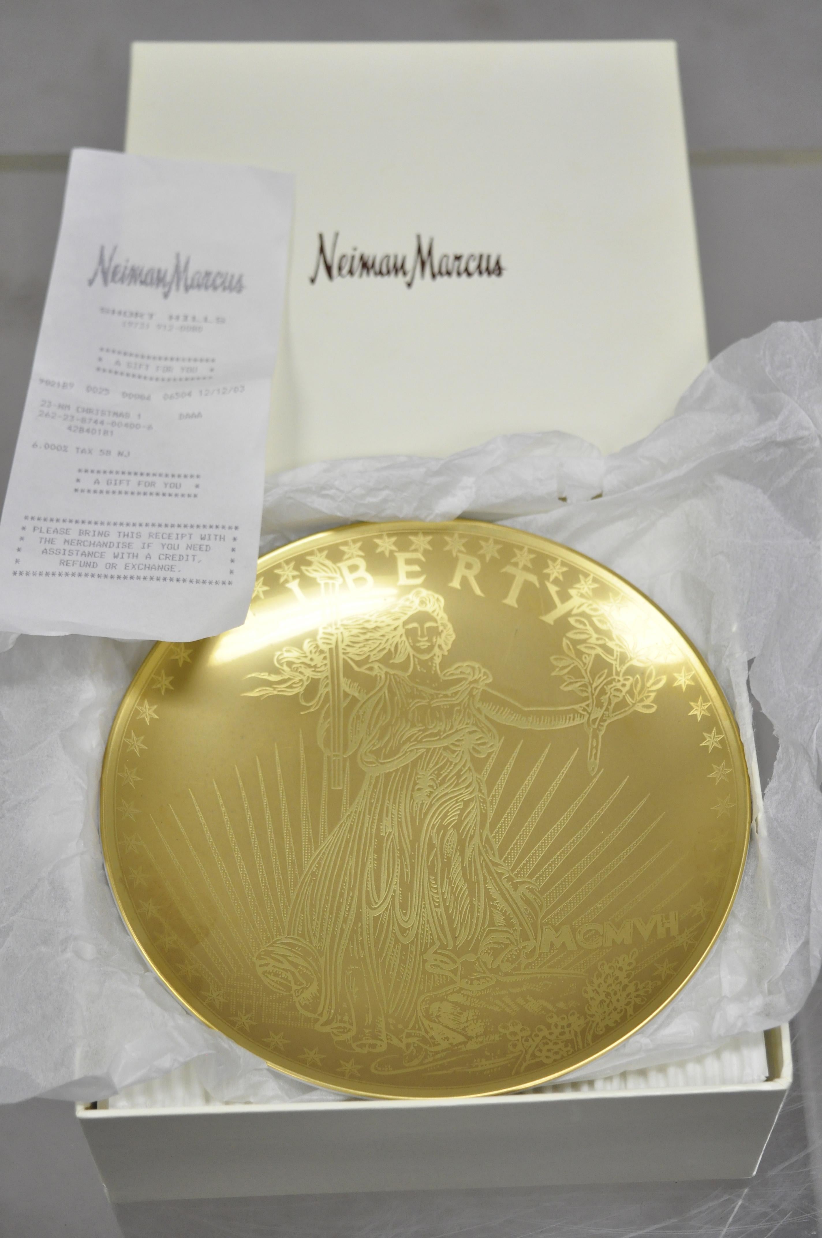 Set of 6 Neiman Marcus 95th Anniversary 1907 gold mintage dessert plates. Listing is new in box, a rare set, original receipt included, circa 2003. Measurements: .75
