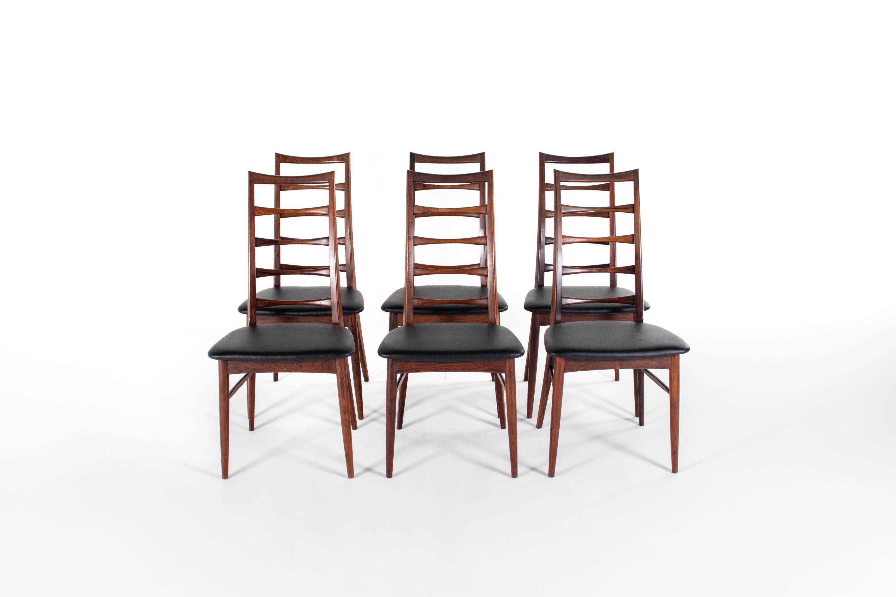 Eleganter Satz von sechs Esszimmerstühlen 