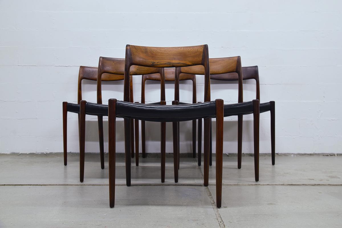 Scandinavian Modern Set of 6 Niels Moller Model 77 Rosewood and Leather Dining Chairs Denmark, 1950s
