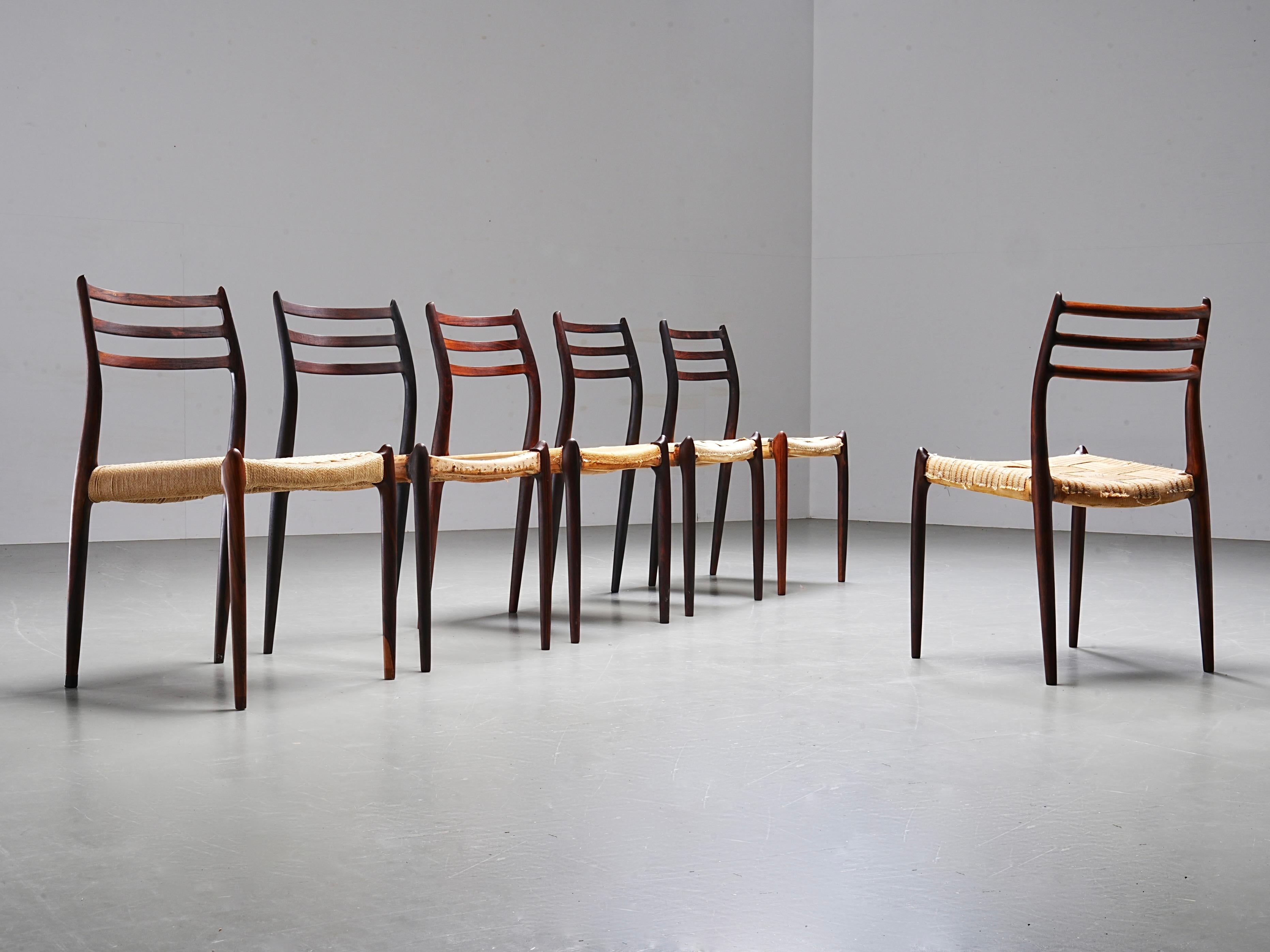 Mid-Century Modern Ensemble de 6 chaises Niels Otto Møller en Wood, Danemark, années 1960 en vente
