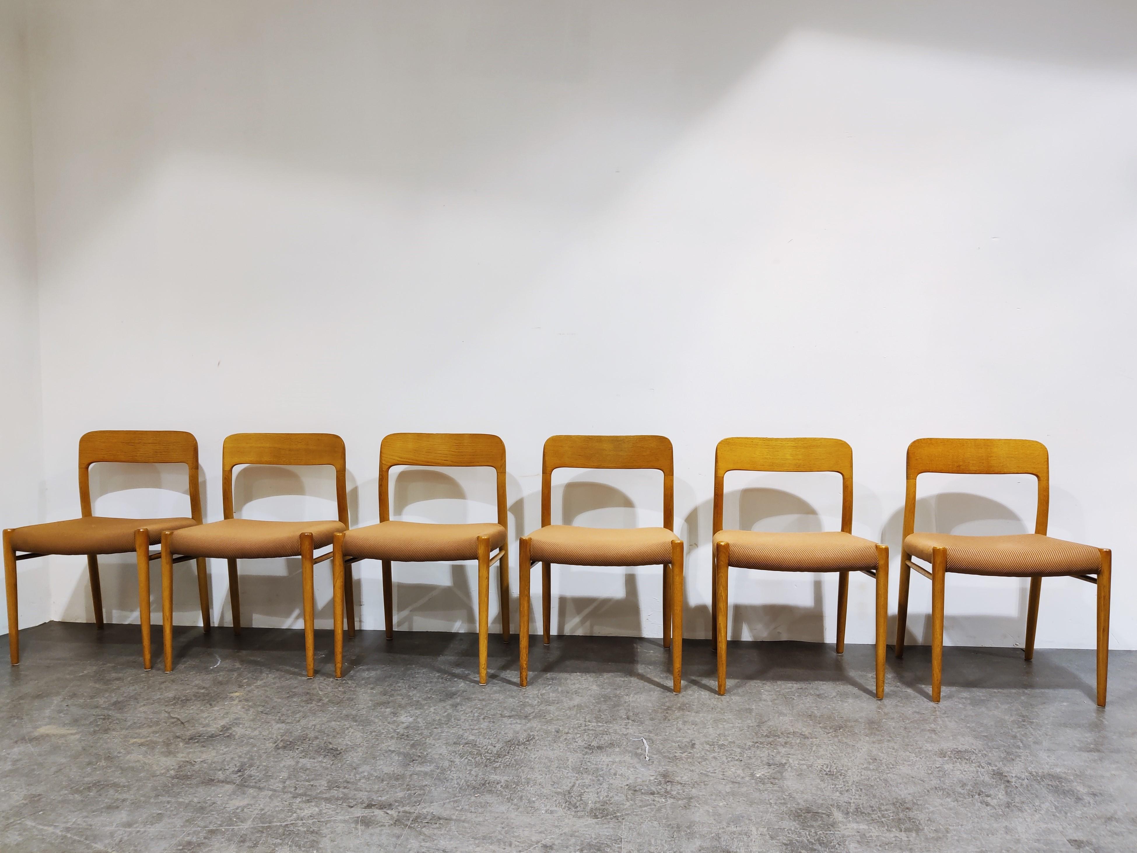 Scandinavian Modern Set of 6 Niels Otto Moller Model 75 Dining Chairs, 1960s