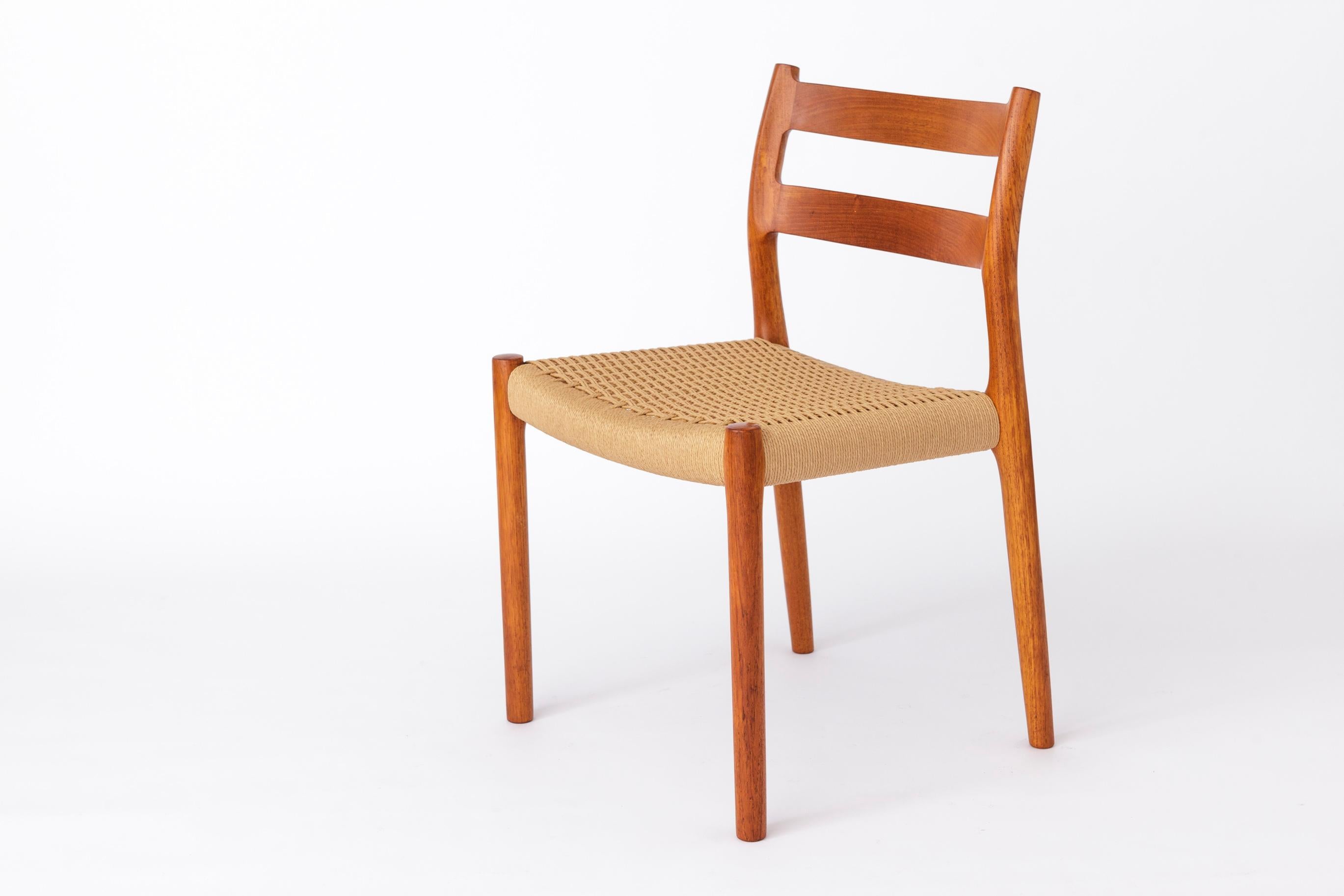 Satz von 6 Niels Otto Moller Teak-Esszimmerstühlen, Model No. 84, 1976 - Erneuertes Corde Meer (Ende des 20. Jahrhunderts) im Angebot