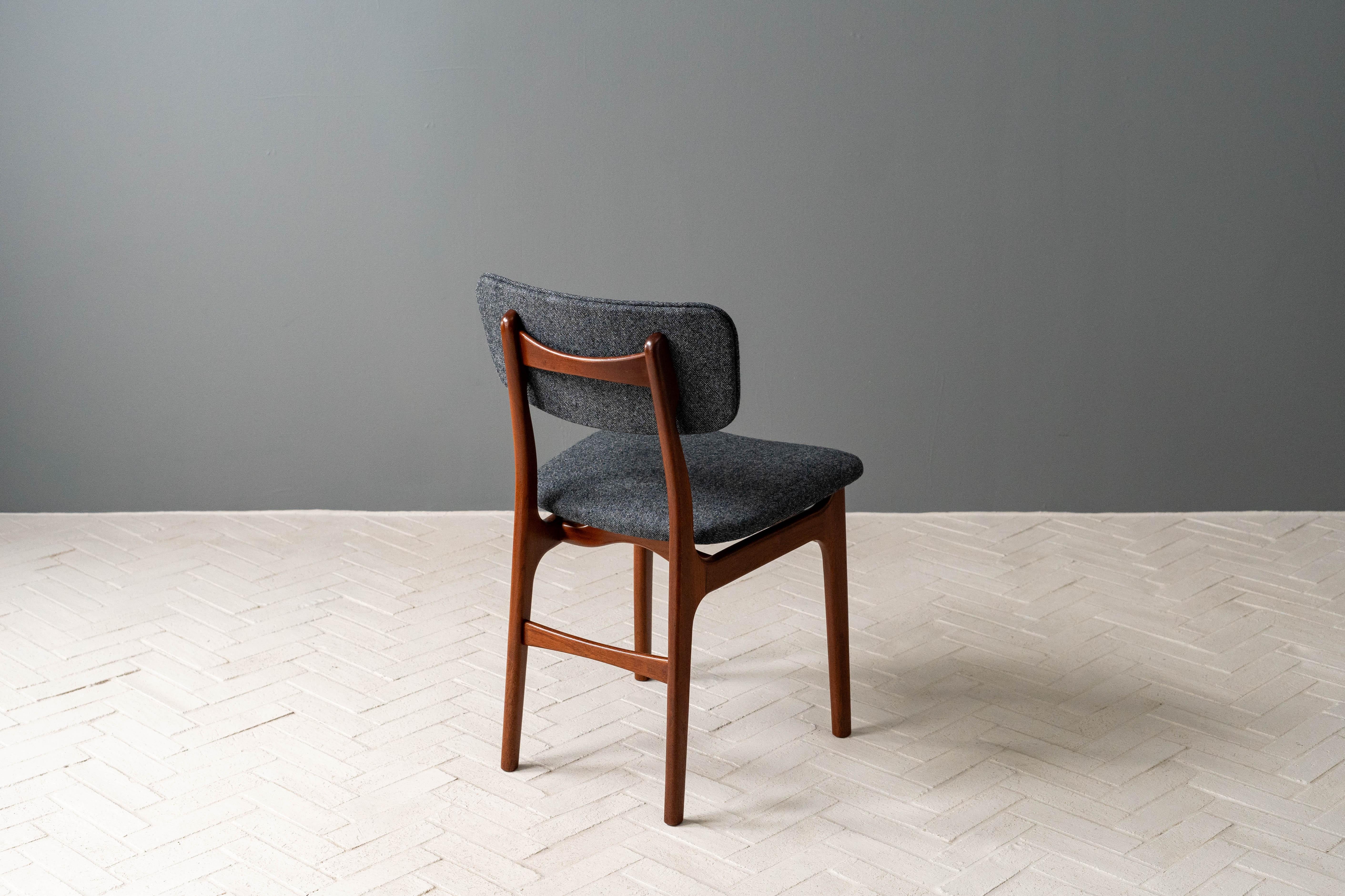 Wool Set of 6 Niels Vodder Dining Chairs